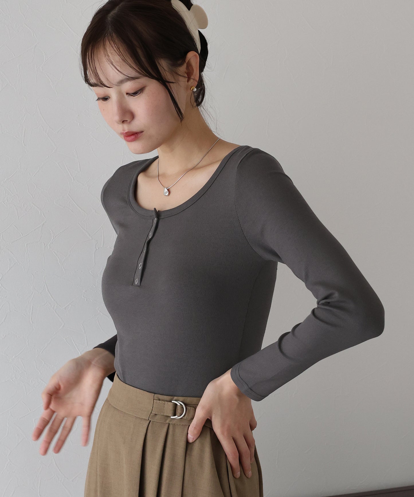 【TIME SALE】ヘンリーネック長袖Tシャツ【ネコポス】