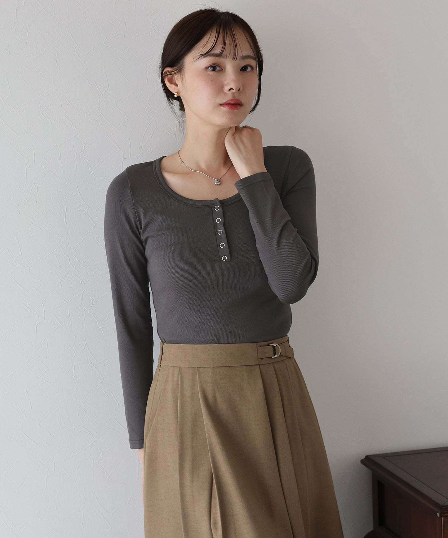 【TIME SALE】ヘンリーネック長袖Tシャツ【ネコポス】