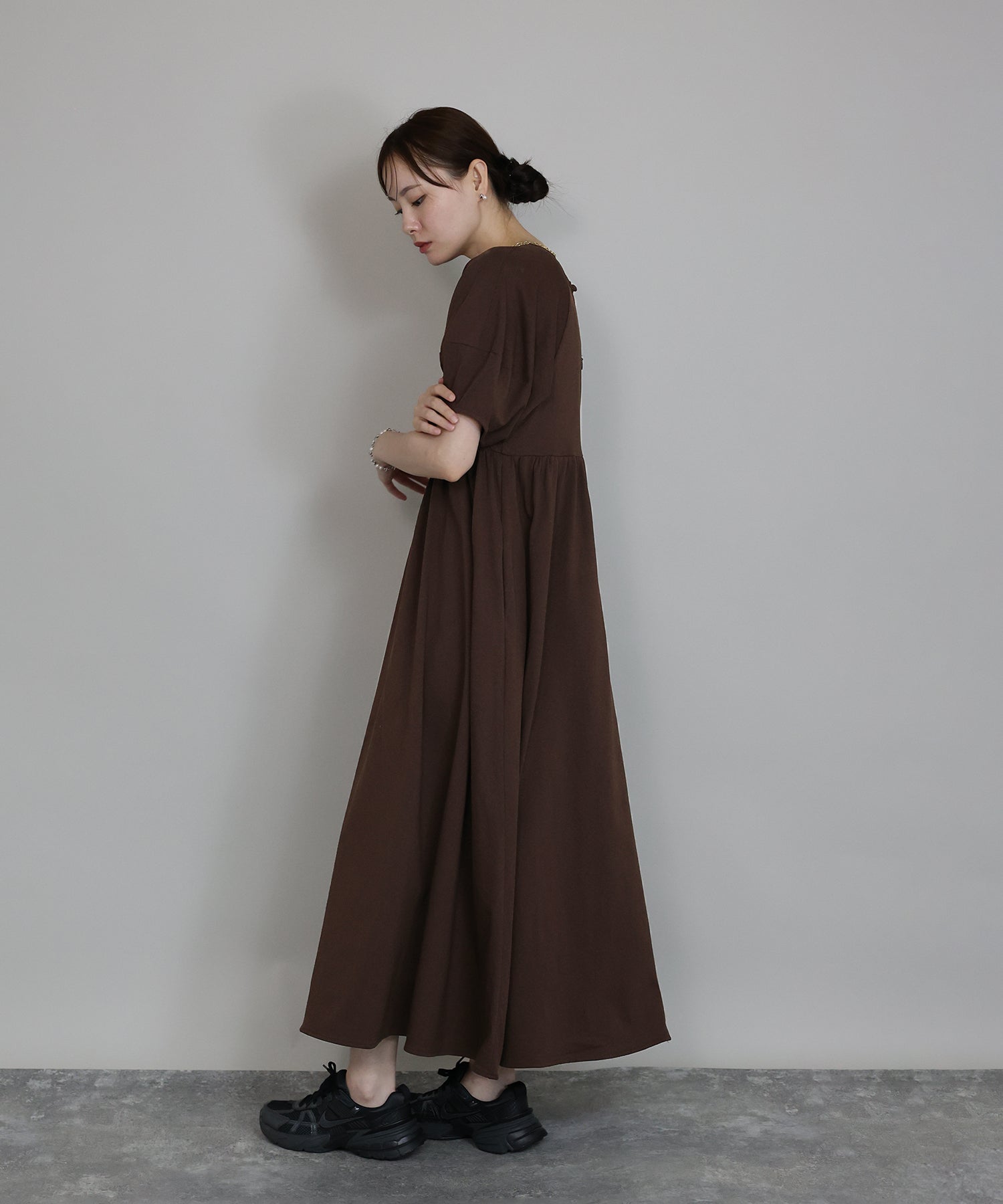 SALE】スパンコール刺繍カットソーワンピース[J by blue] – BLUE ONLINE