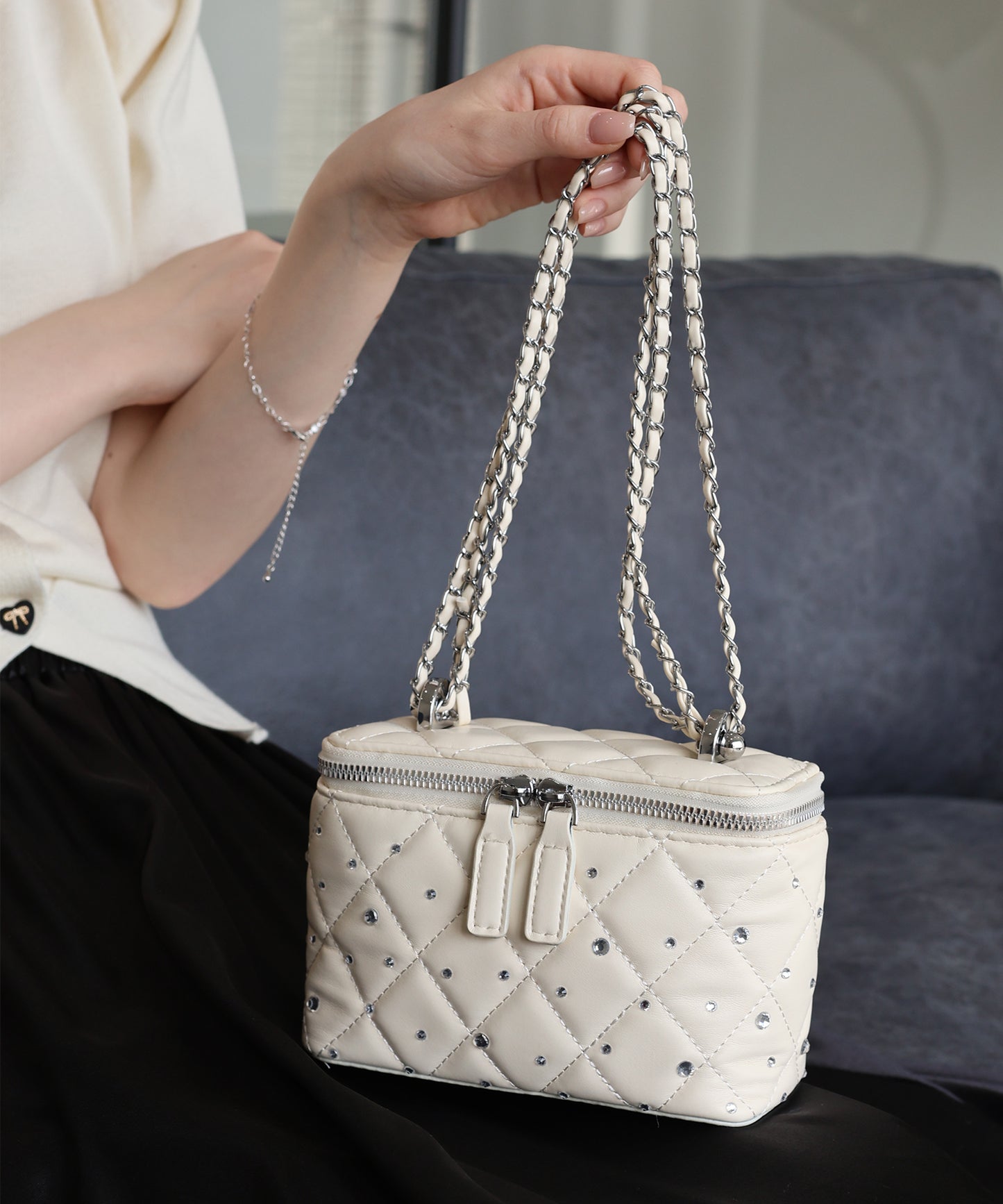 ビジューバニティバッグ