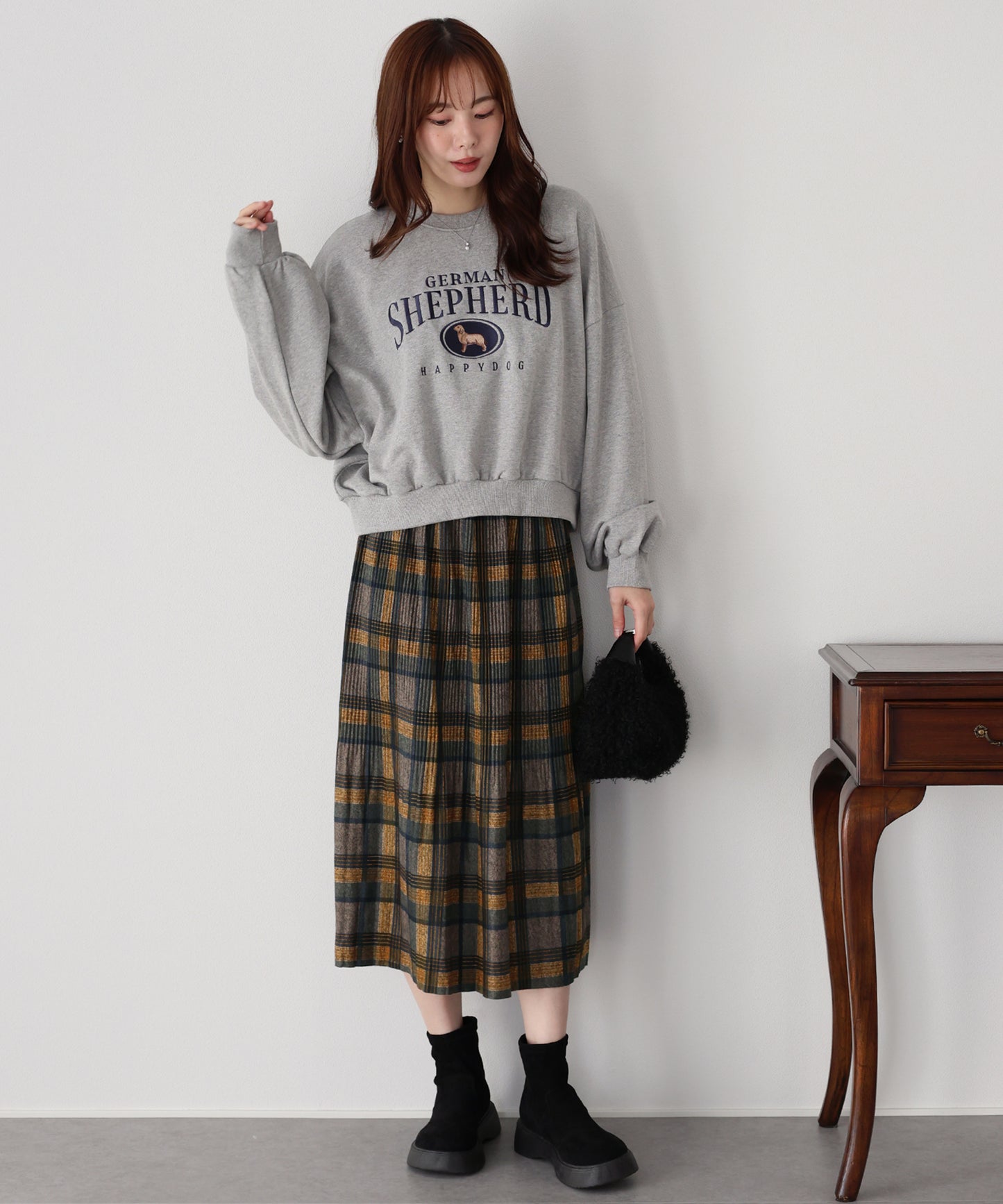 細プリーツチェックスカート