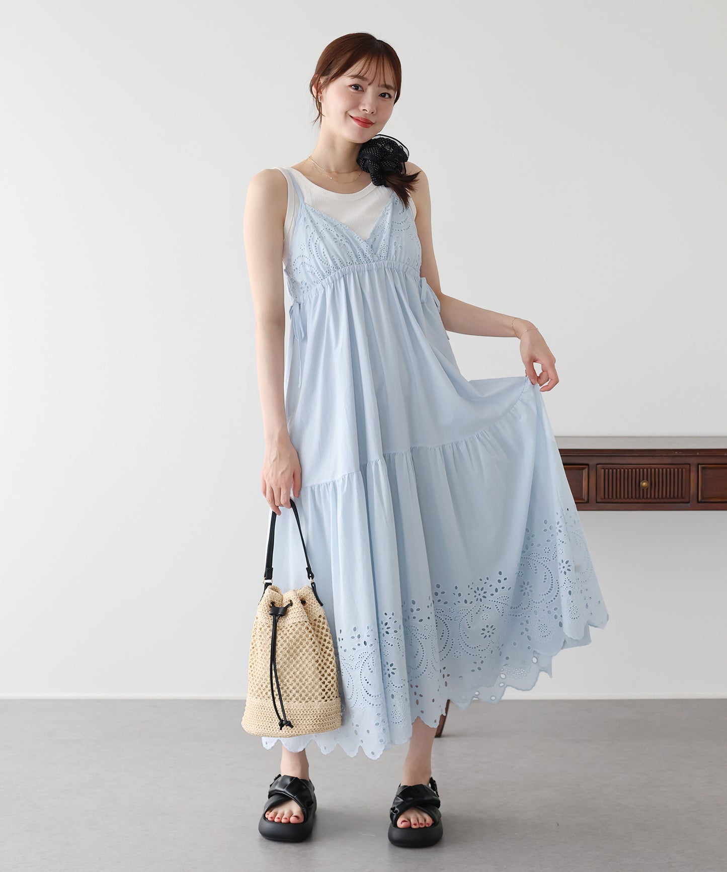 【早割5％OFF】《ショート＆ミディアム選べる着丈》コットンレースサイドリボンキャミワンピース