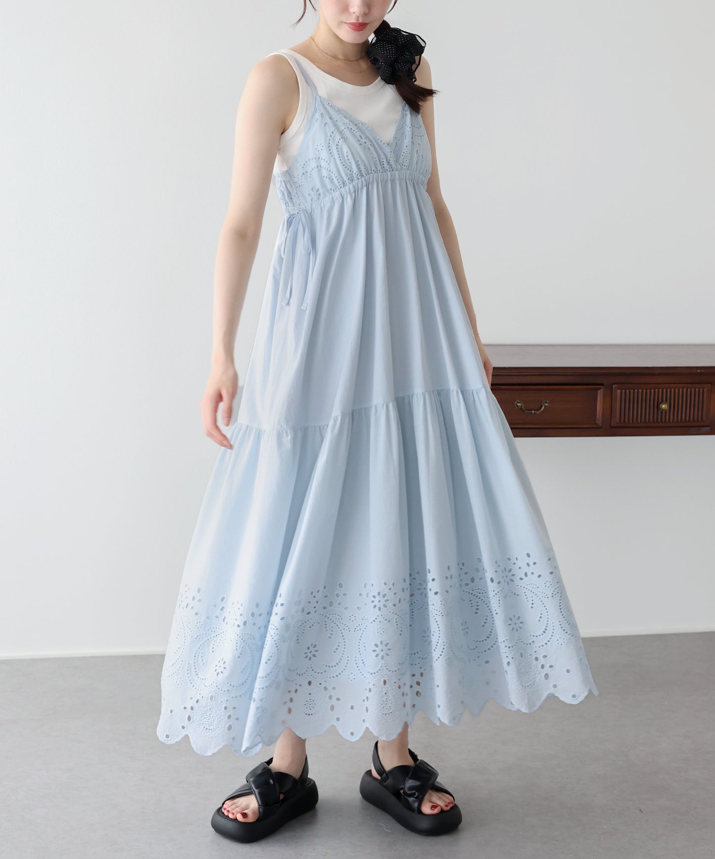 【早割5％OFF】《ショート＆ミディアム選べる着丈》コットンレースサイドリボンキャミワンピース
