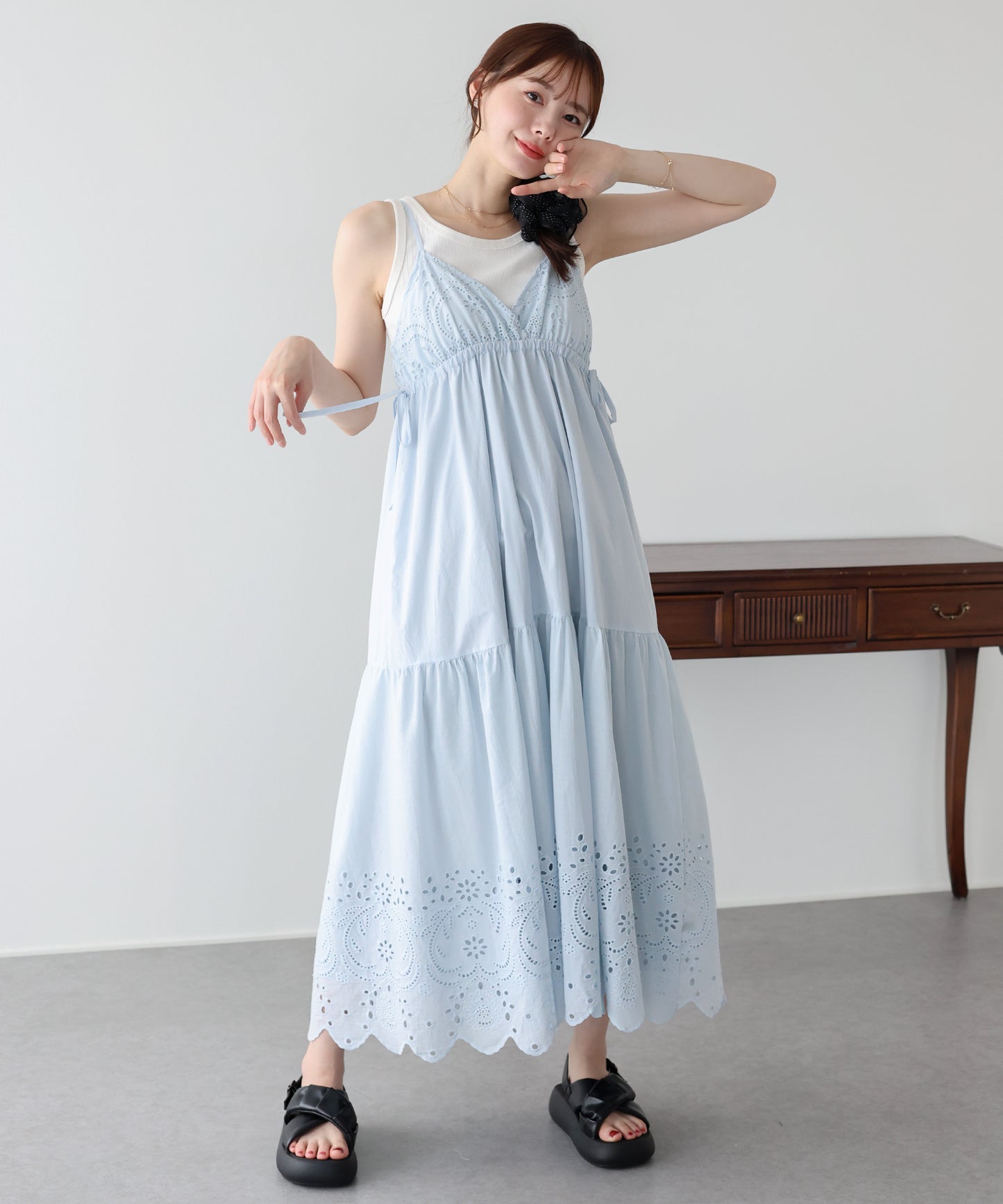 【早割5％OFF】《ショート＆ミディアム選べる着丈》コットンレースサイドリボンキャミワンピース