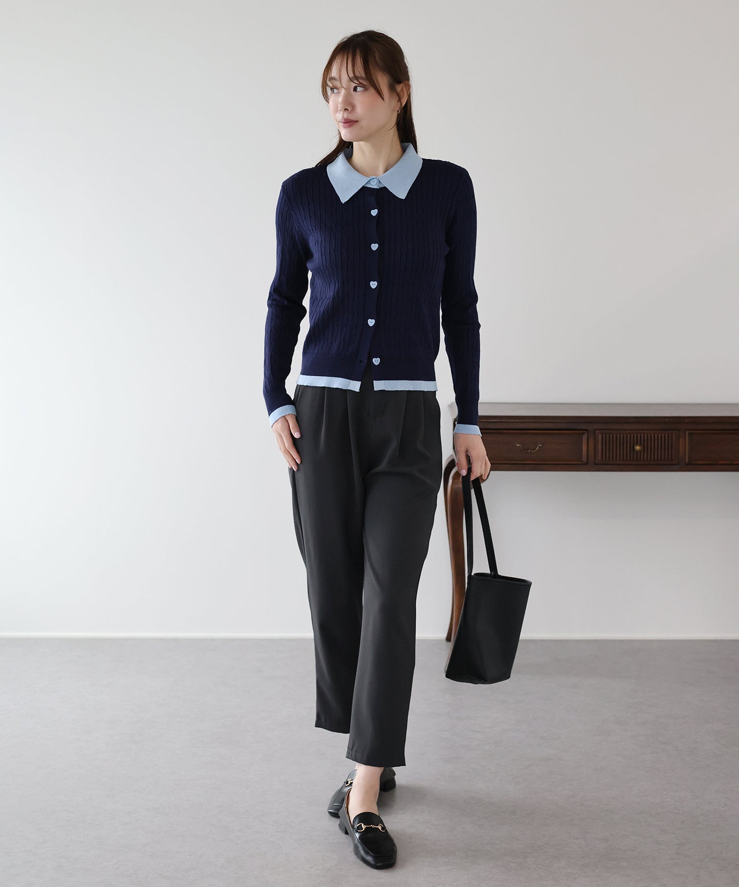 ハートボタンポロ襟カーディガン