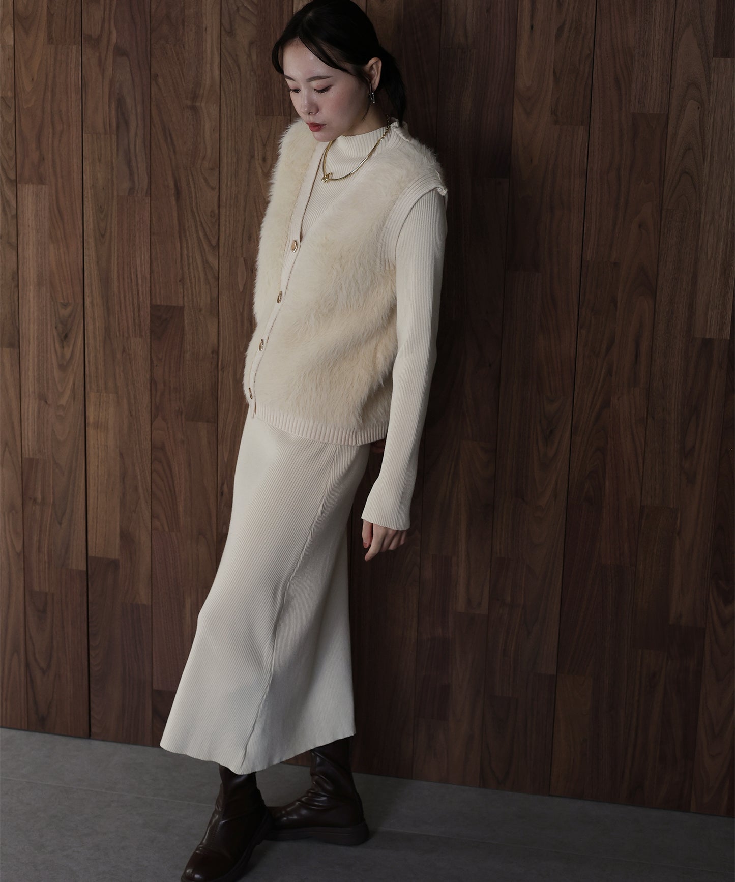 【早割5％OFF】シャギーベスト＆ニットワンピースセットアップ