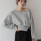 オフショルダースウェット