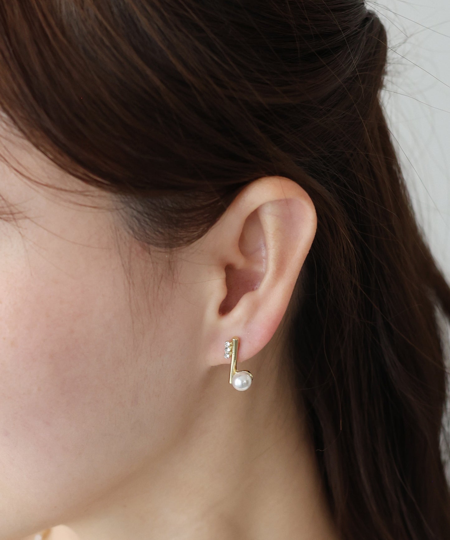 ラインビジューパールピアス【メール便】