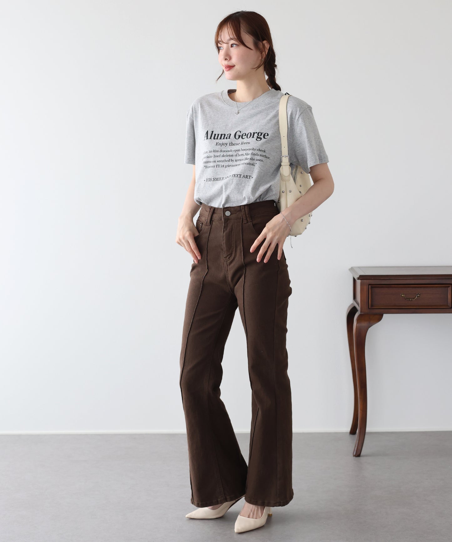 【SALE】レタリングロゴ Tシャツ【メール便】