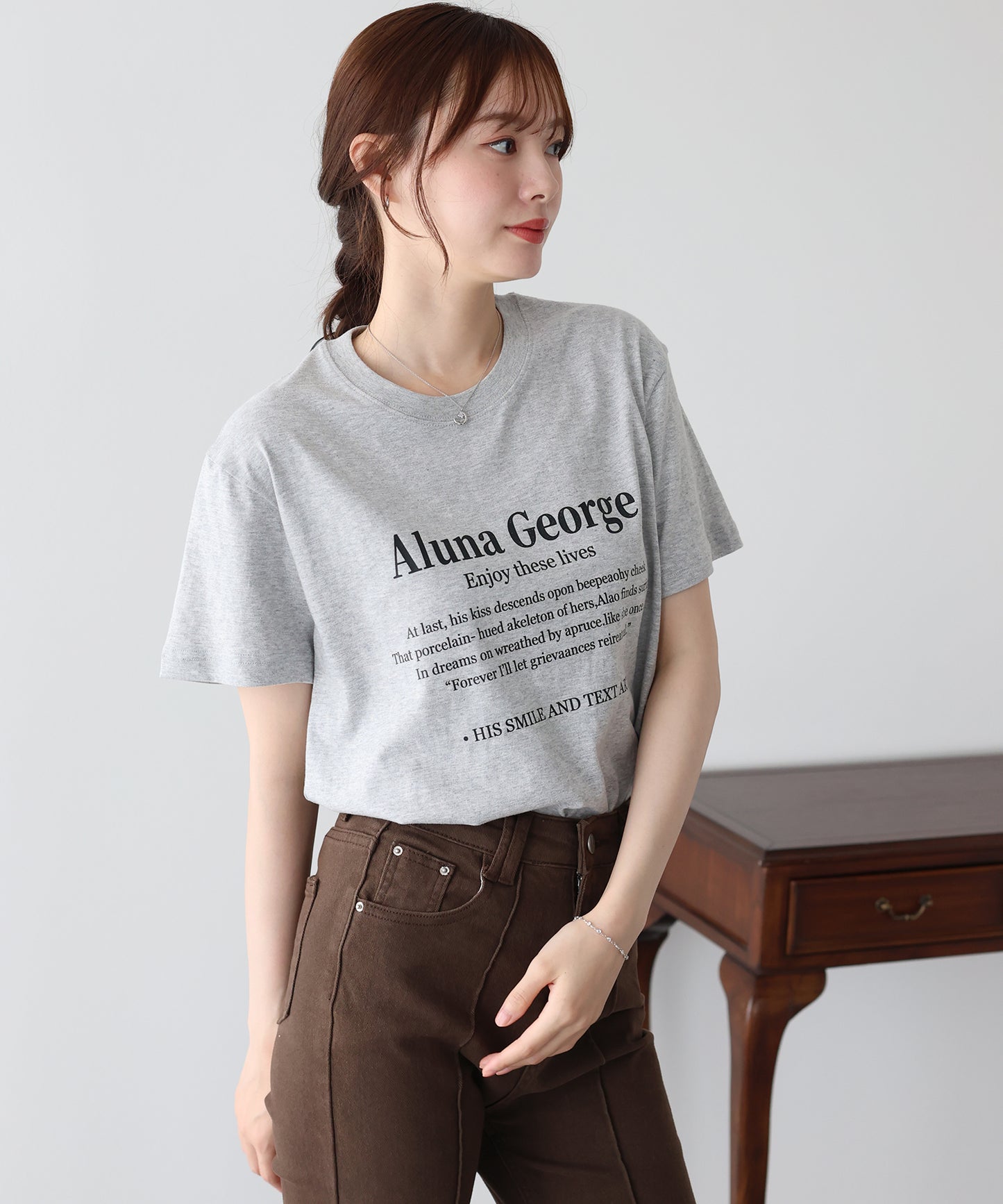 【SALE】レタリングロゴ Tシャツ【メール便】