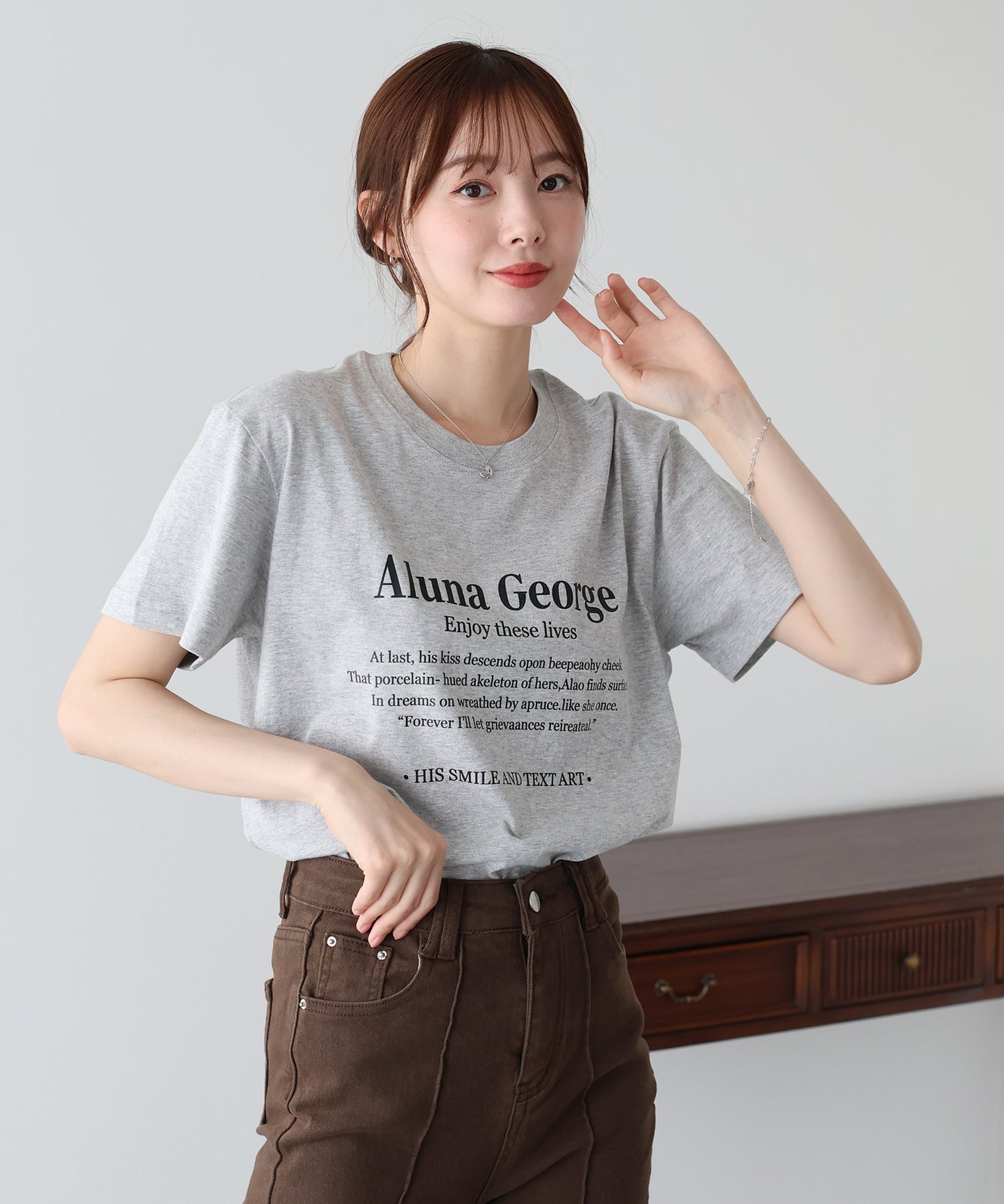 【SALE】レタリングロゴ Tシャツ【メール便】