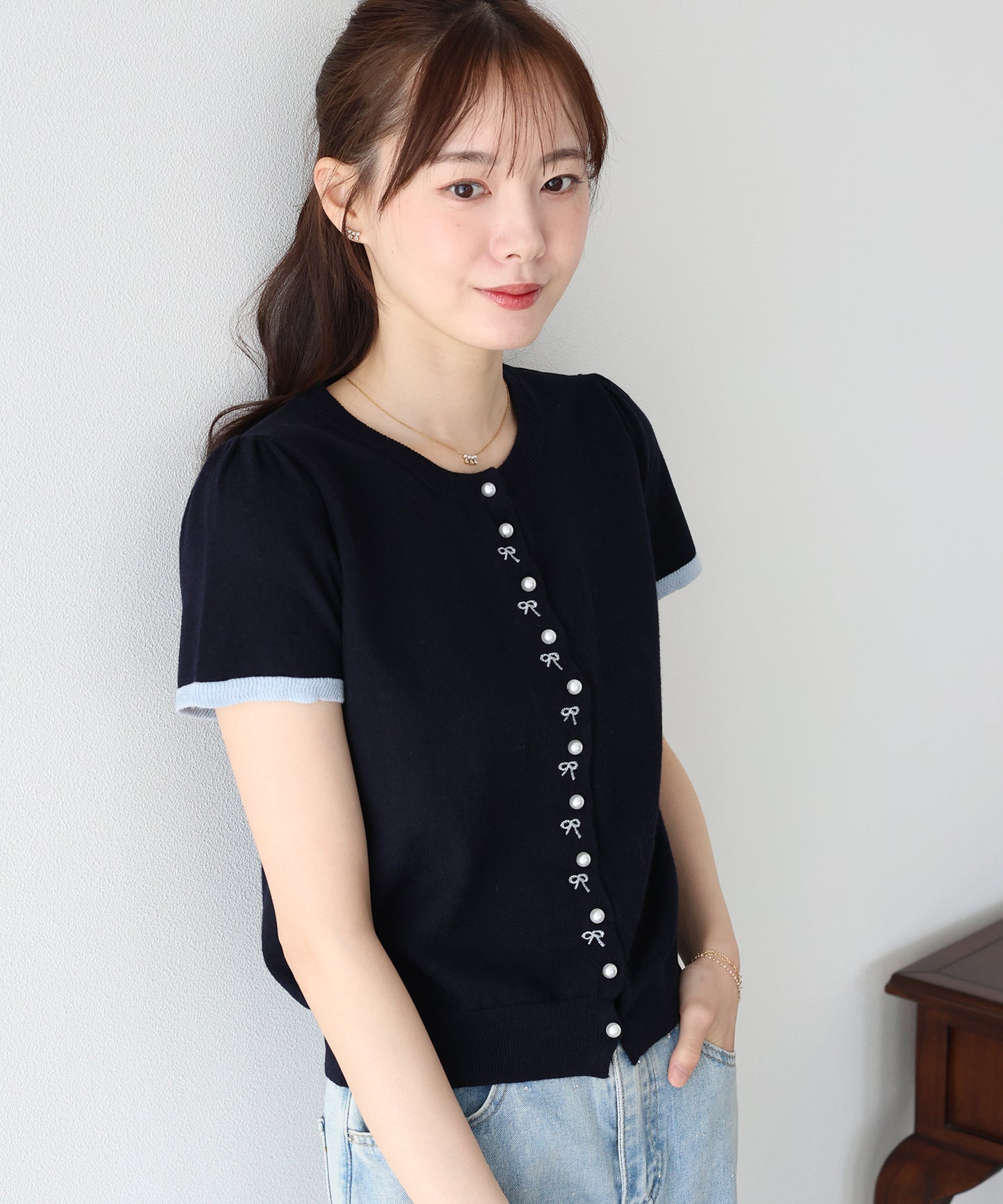 【早割5％OFF】リボン刺繍バイカラーカーディガン