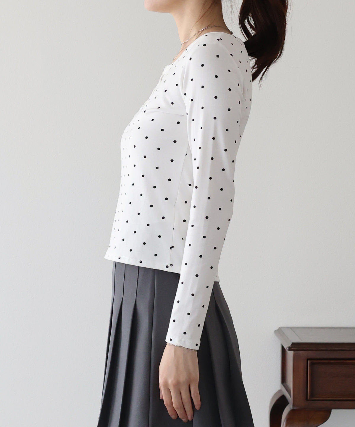 ヘンリーネックドットロングＴシャツ【メール便】