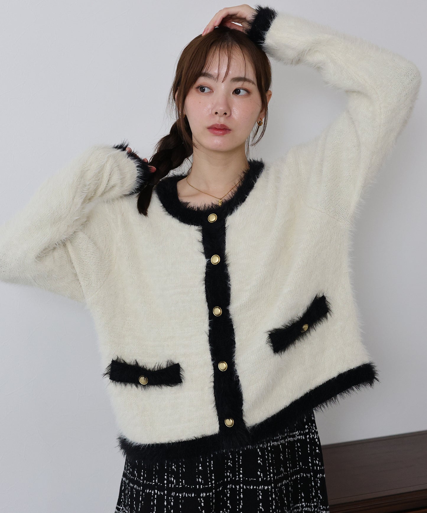 【TIME SALE】金ボタンシャギーニットジャケット