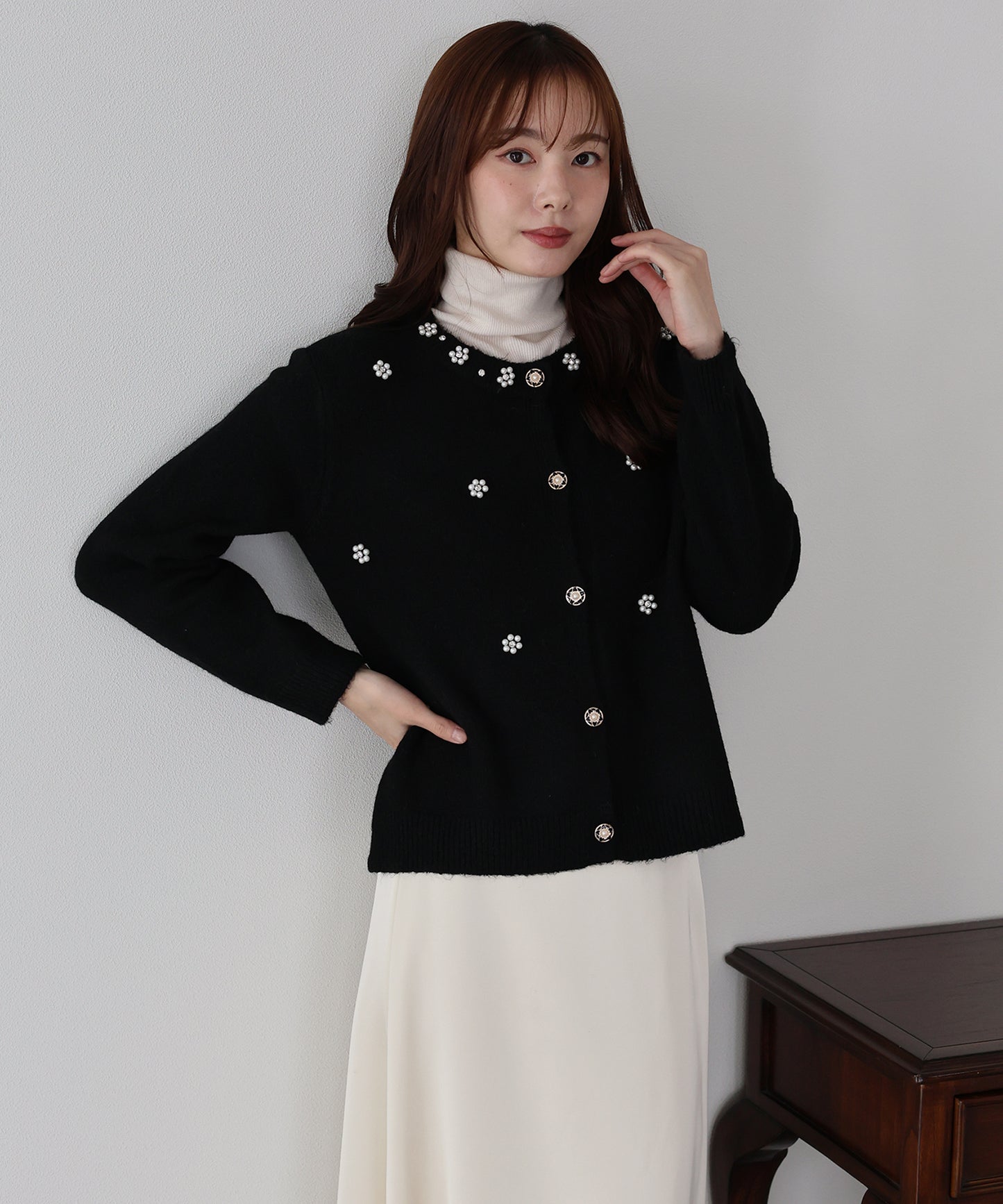 【TIME SALE】フラワービジューカーディガン