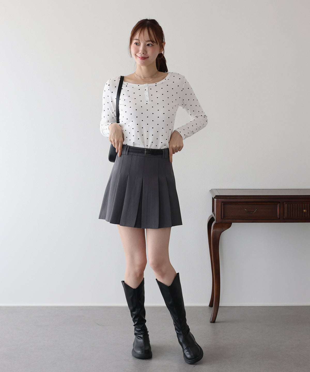 ヘンリーネックドットロングＴシャツ【メール便】