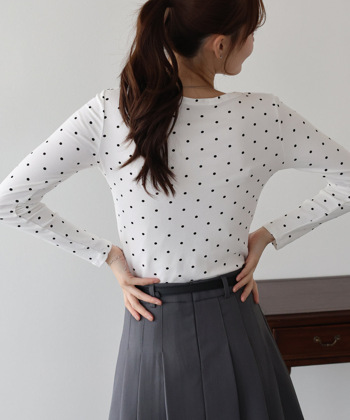 ヘンリーネックドットロングＴシャツ【メール便】