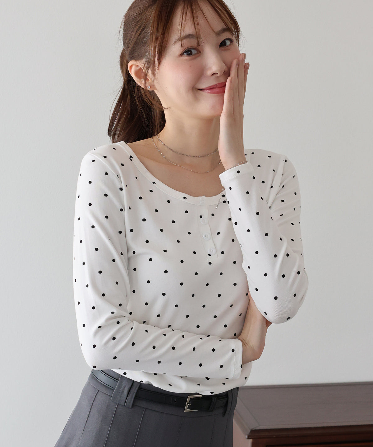 ヘンリーネックドットロングＴシャツ【メール便】