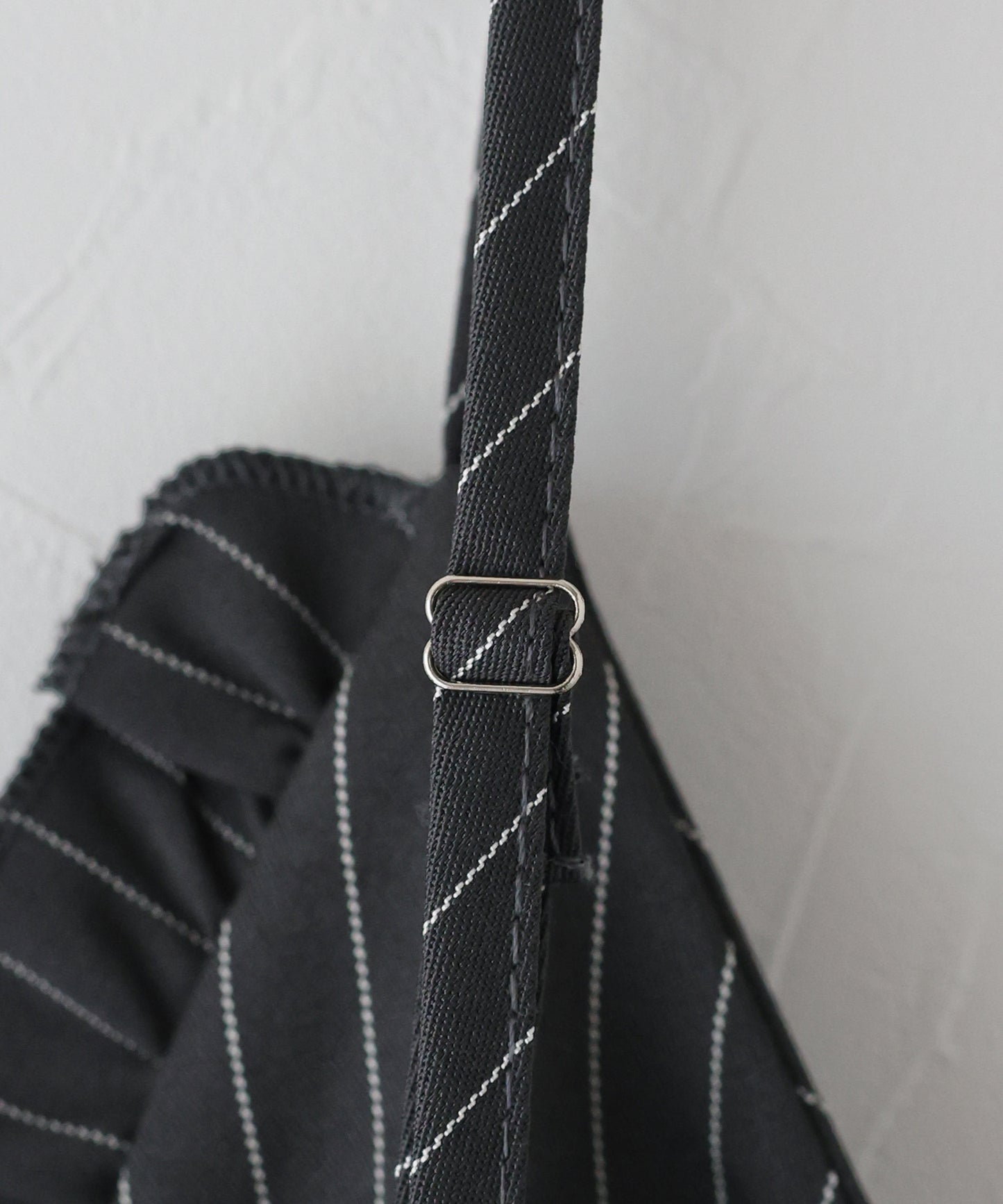 【TIME SALE】[ J by blue ]ピンストライプフリルサロペット