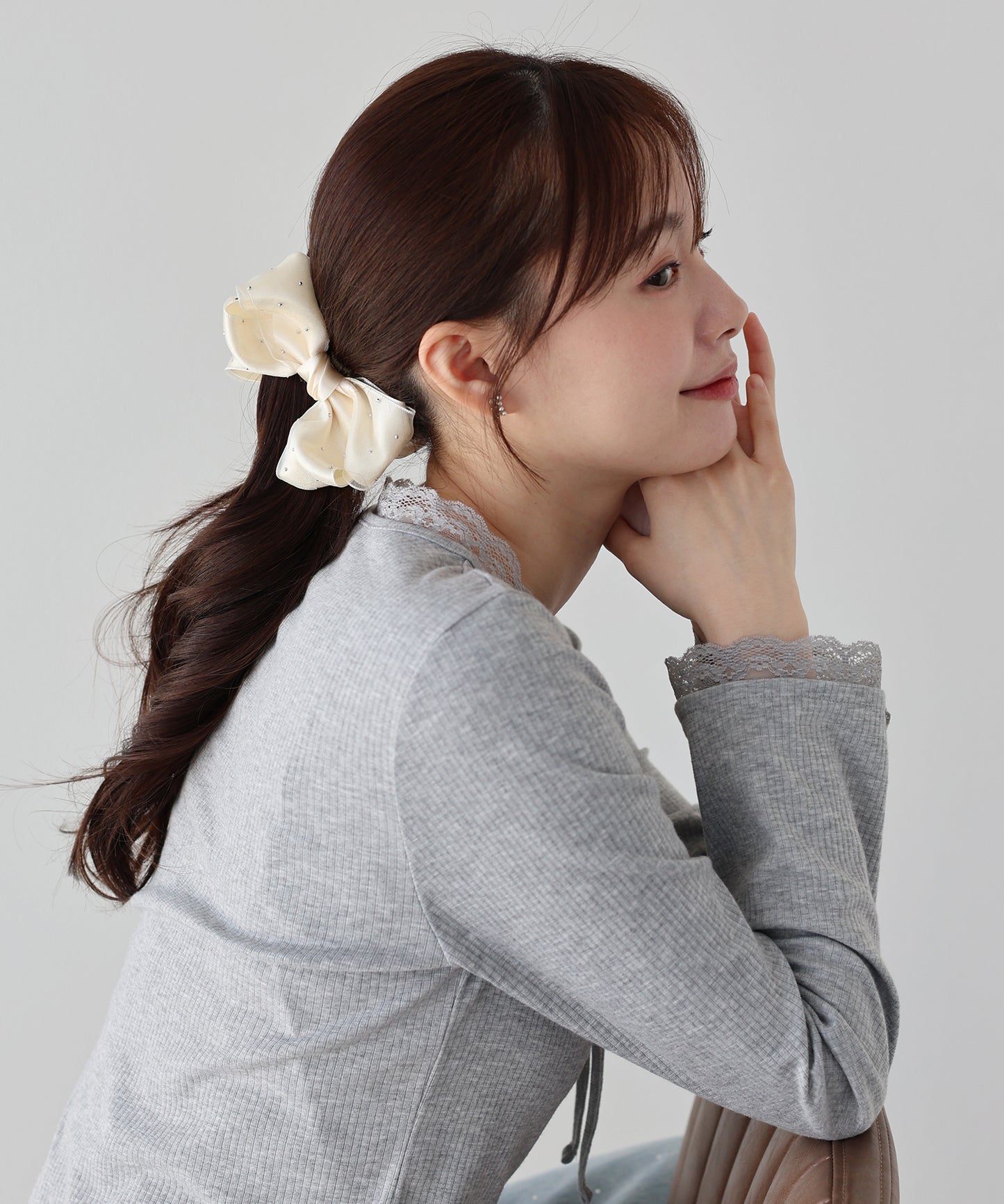 スタッズリボンバナナクリップ