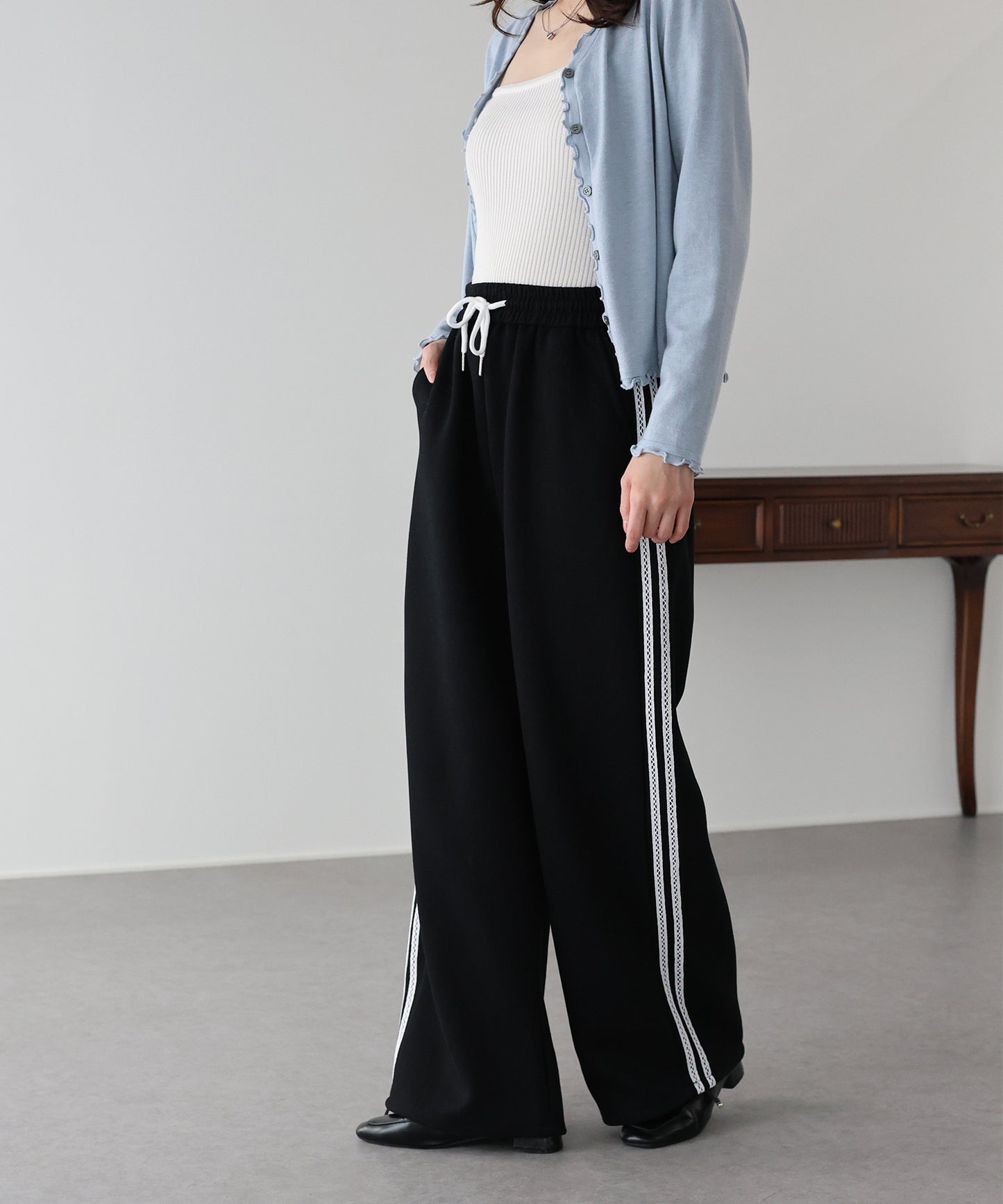 【早割5％OFF】サイドレーススウェットパンツ