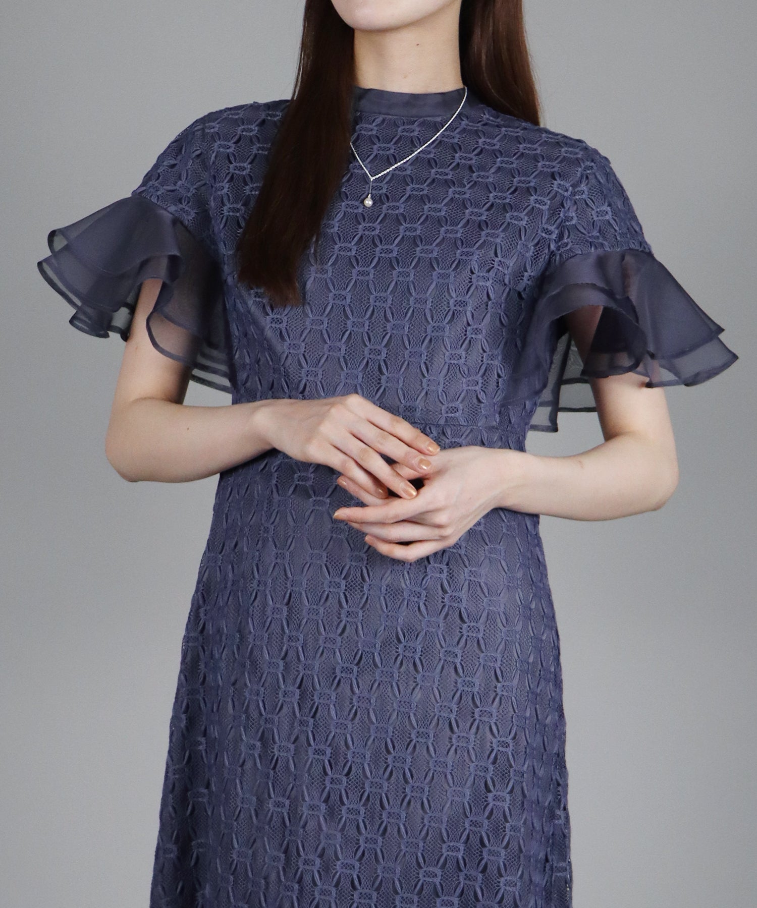 日本製 ジオメトリックチェーンレースドレス – BLUE ONLINE