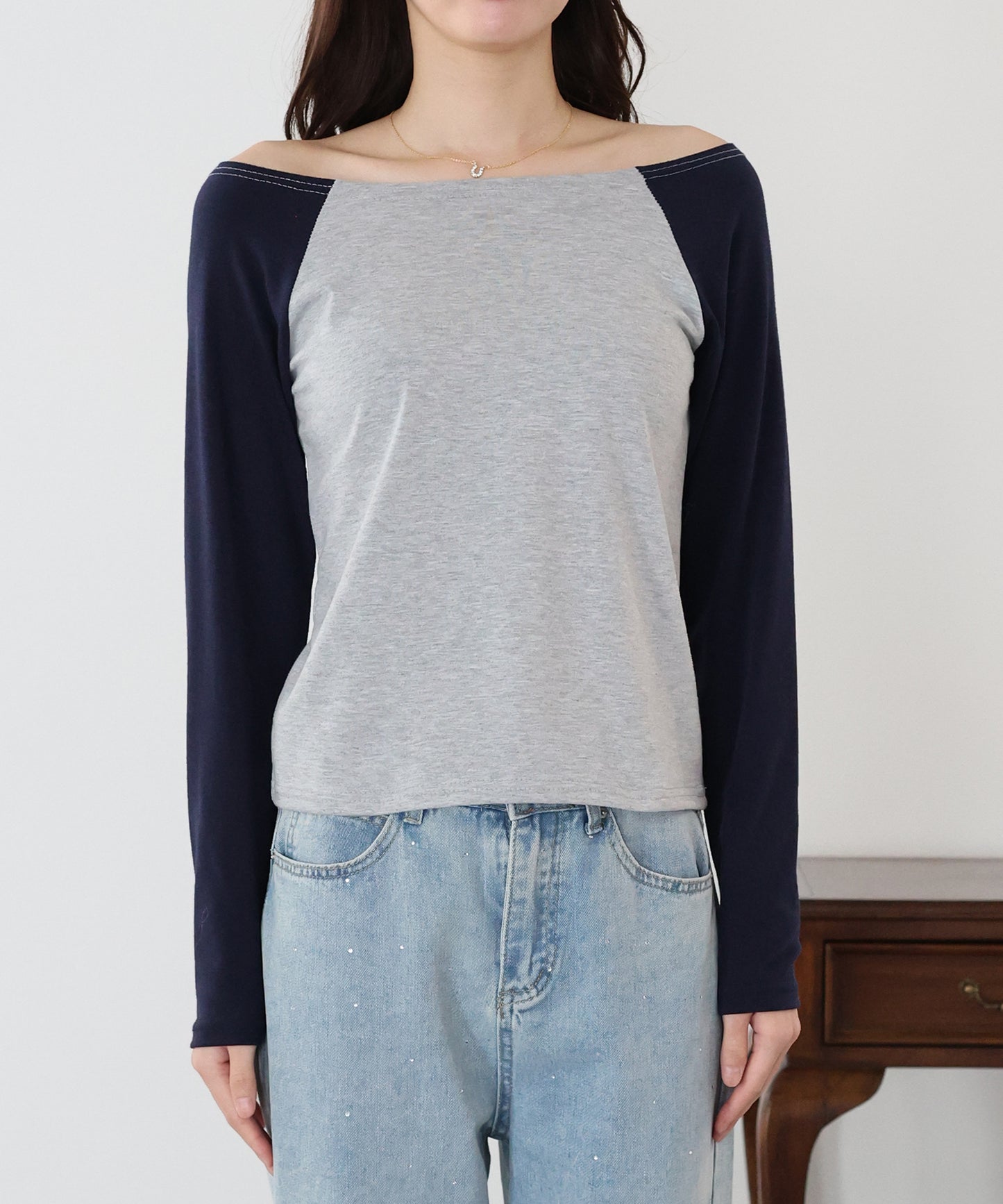 オフショルダーカットソー【ネコポス】