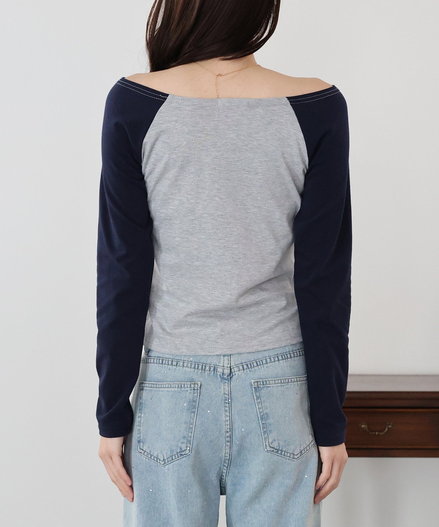 オフショルダーカットソー【ネコポス】