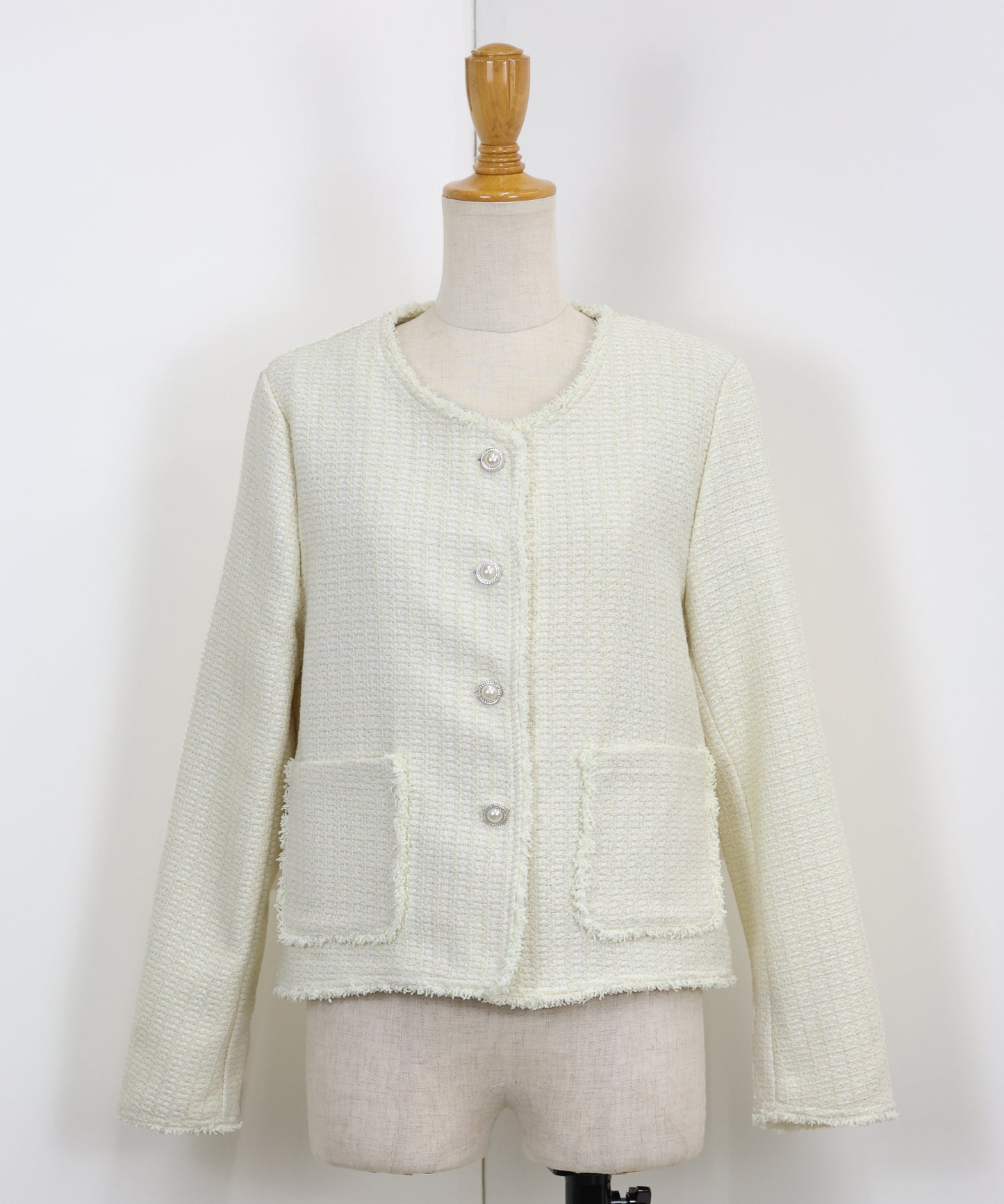 パールボタンツイードジャケット