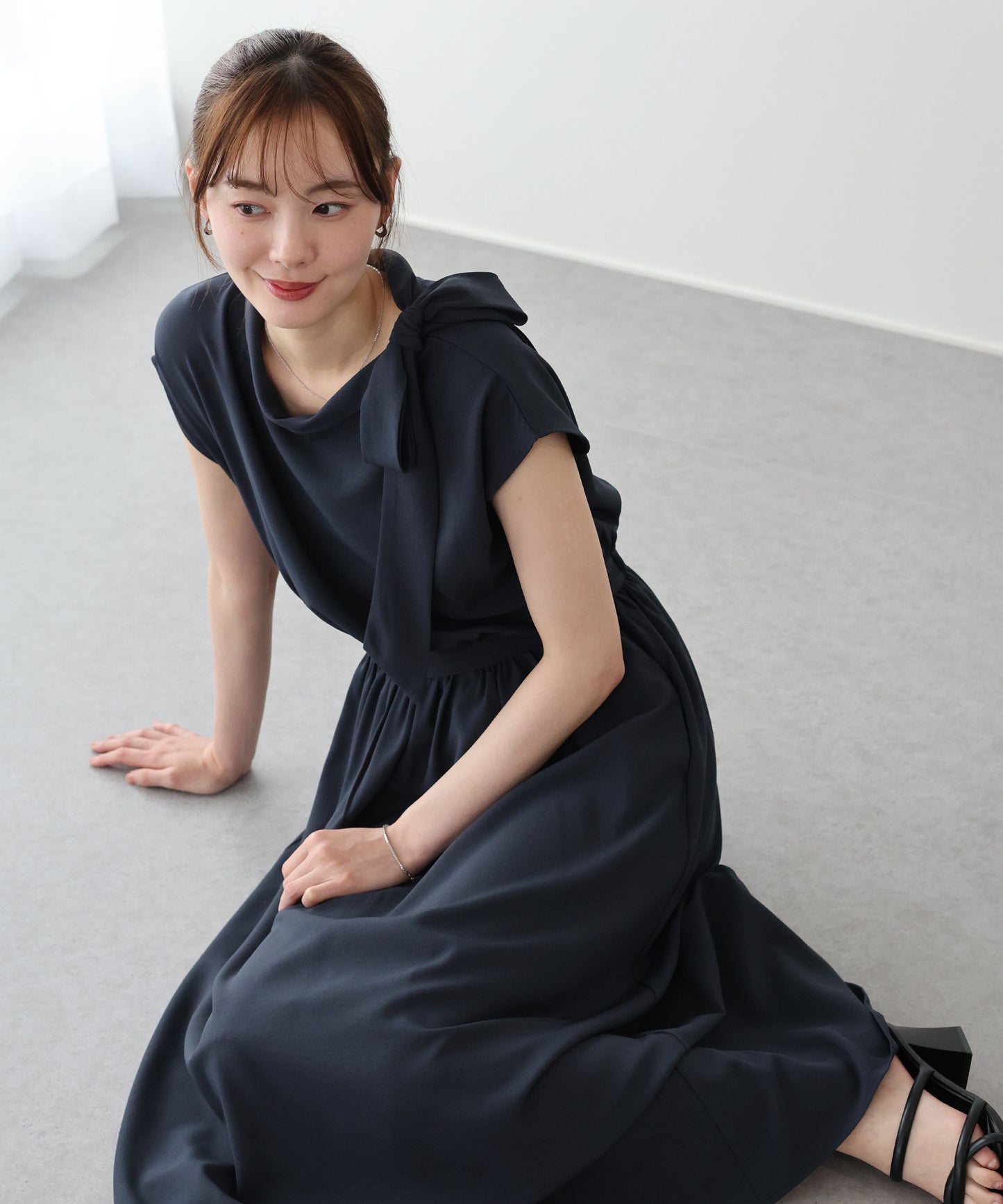 ショルダーリボンフレンチワンピース