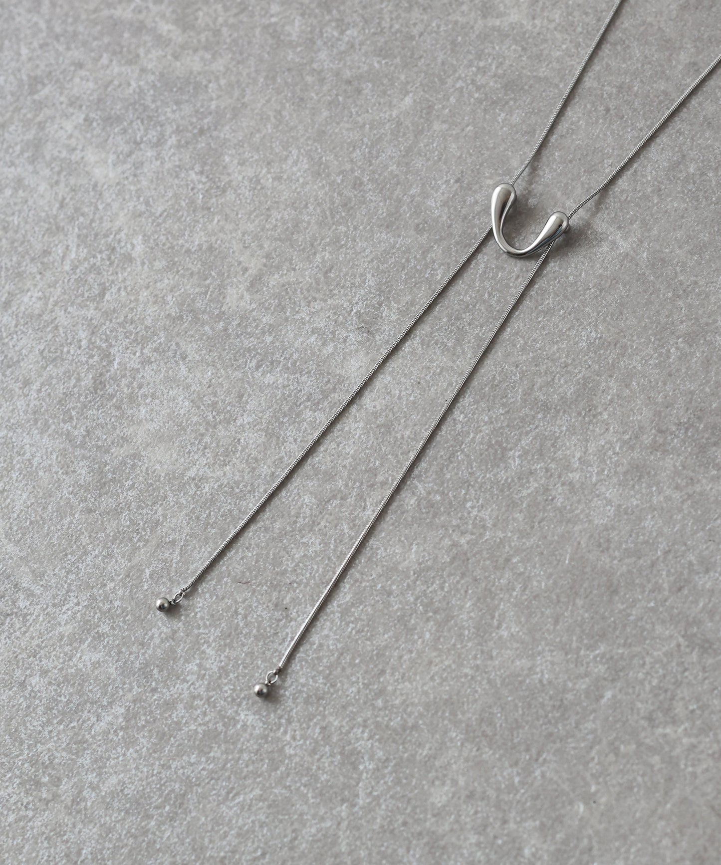 【TIME SALE】[ J by blue ]U字チェーンネックレス / ニッケルフリー【ネコポス】