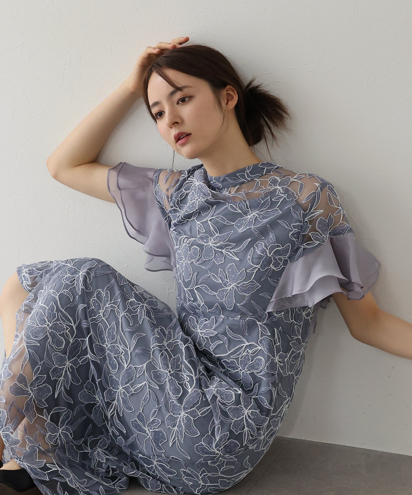 【新商品限定5％OFF（木）】スパンコールレースドレス[ J by blue ]