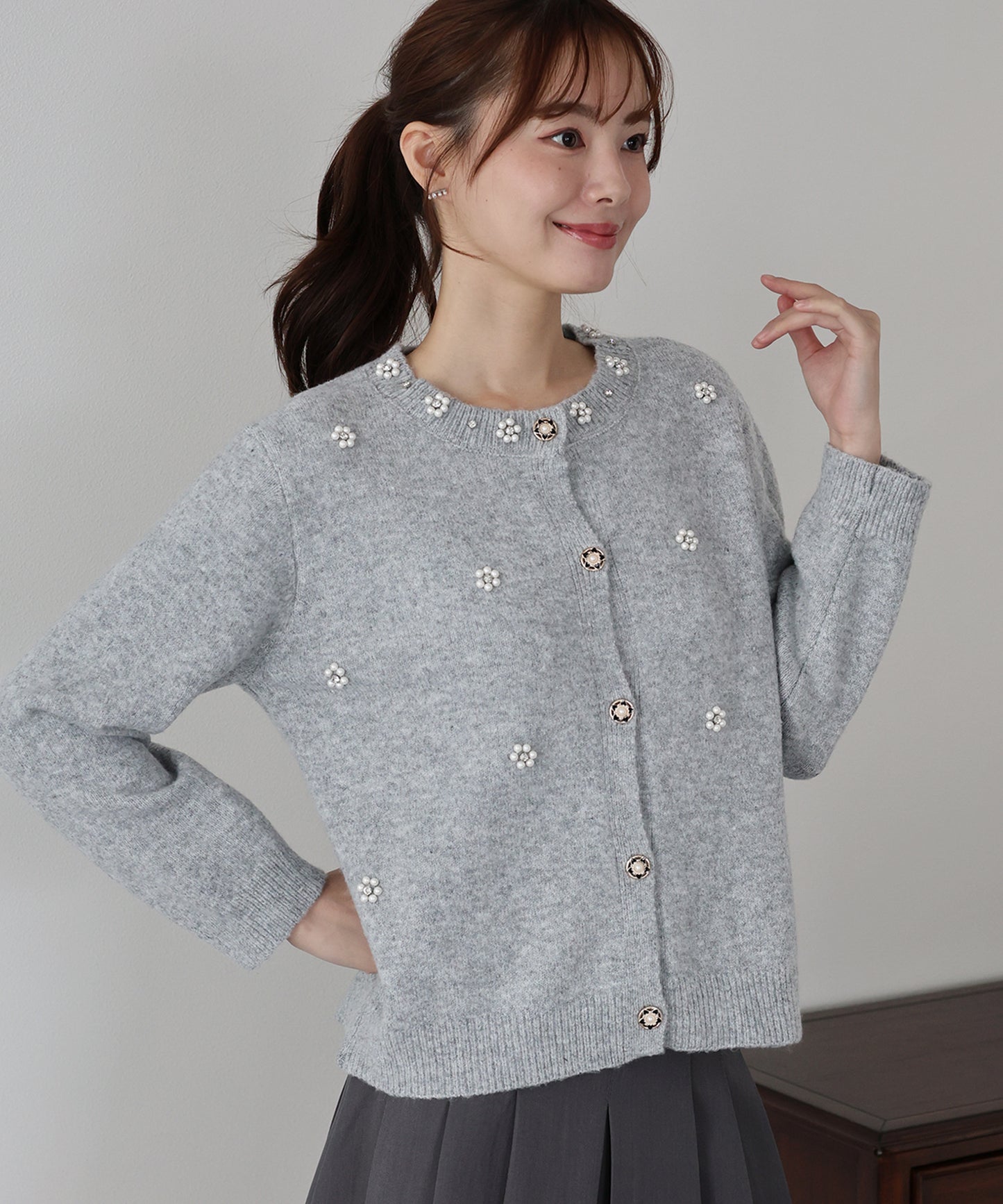 【TIME SALE】フラワービジューカーディガン