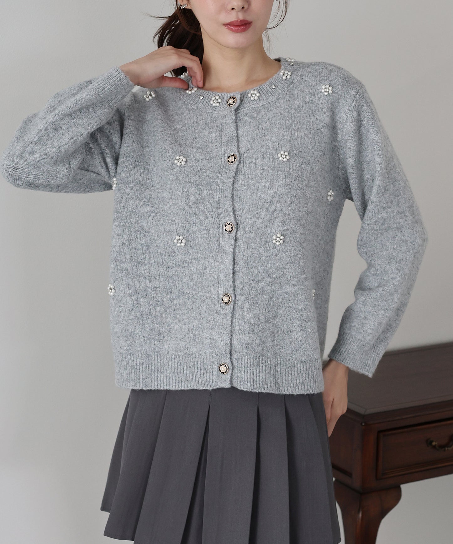 【TIME SALE】フラワービジューカーディガン