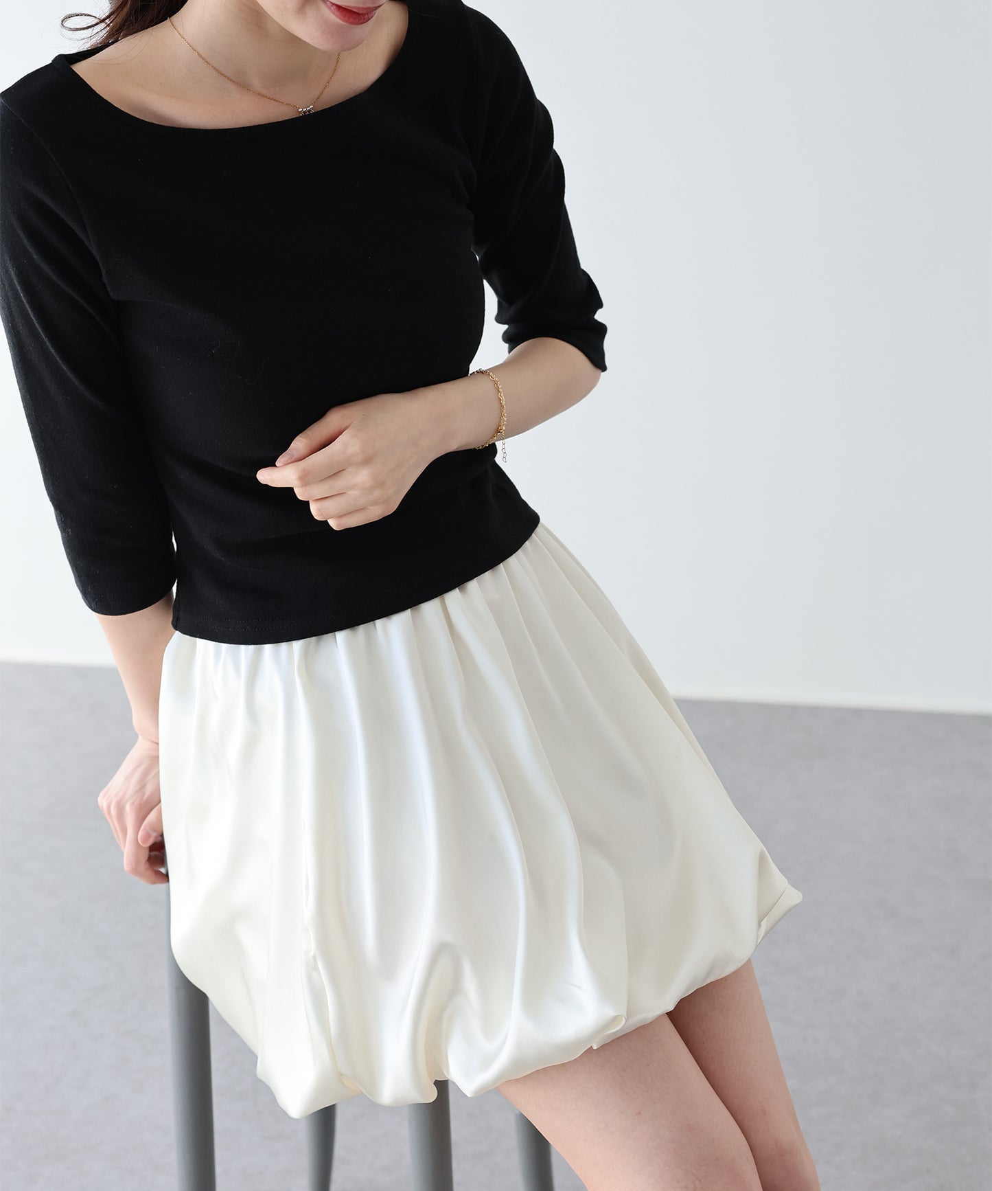 【早割5％OFF】サテンバルーンミニスカート