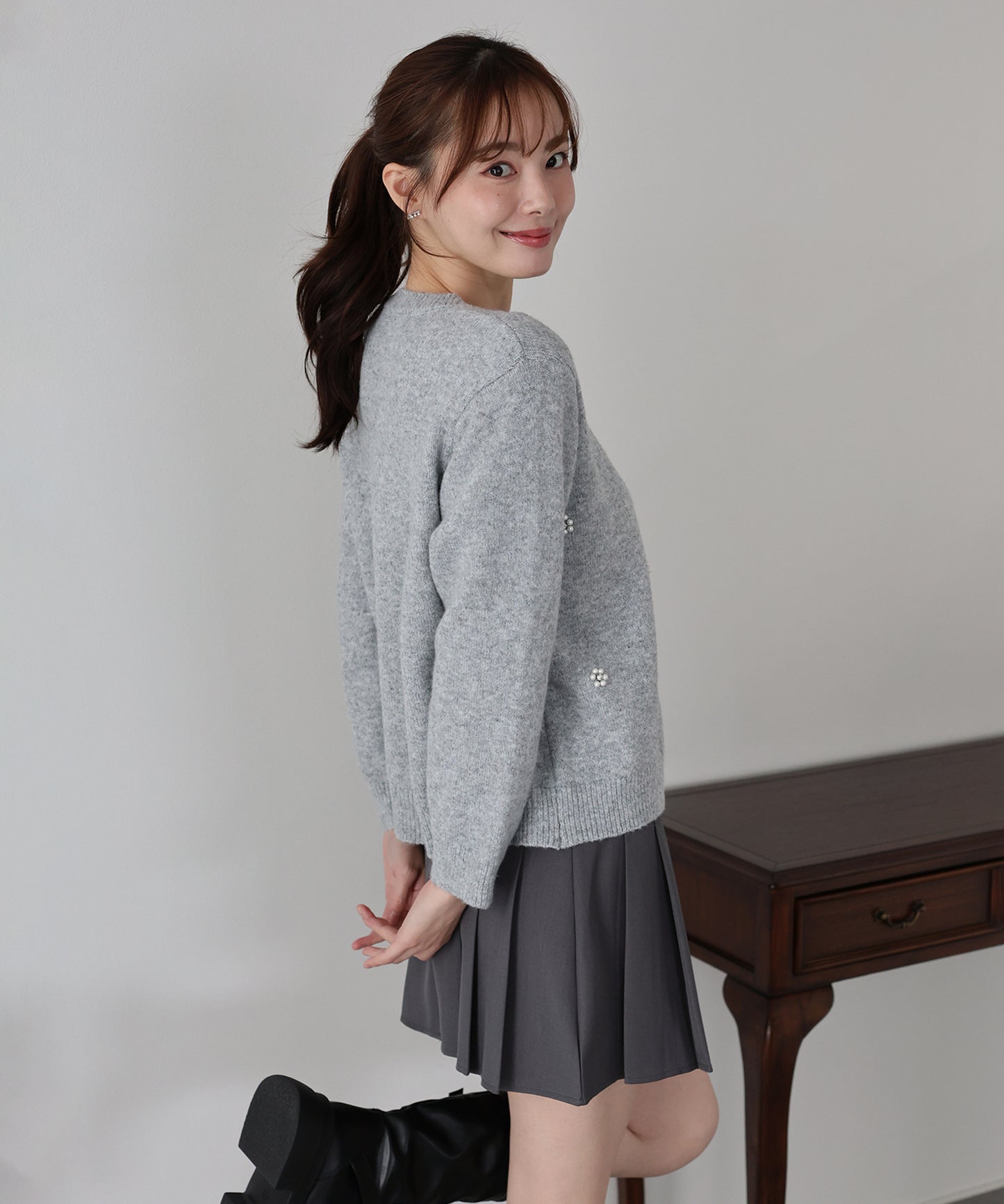 【TIME SALE】フラワービジューカーディガン