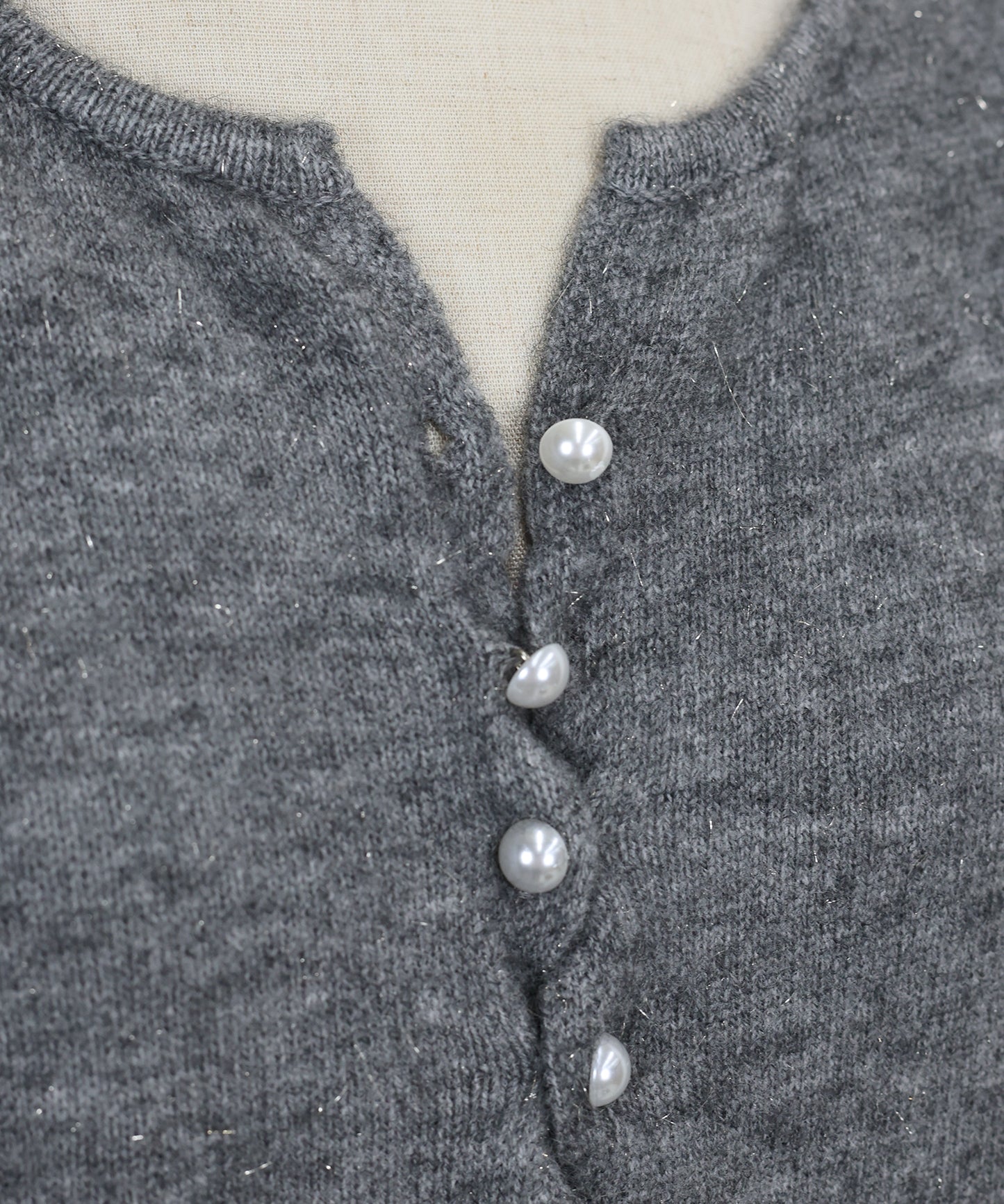 パールボタンラメカーディガン