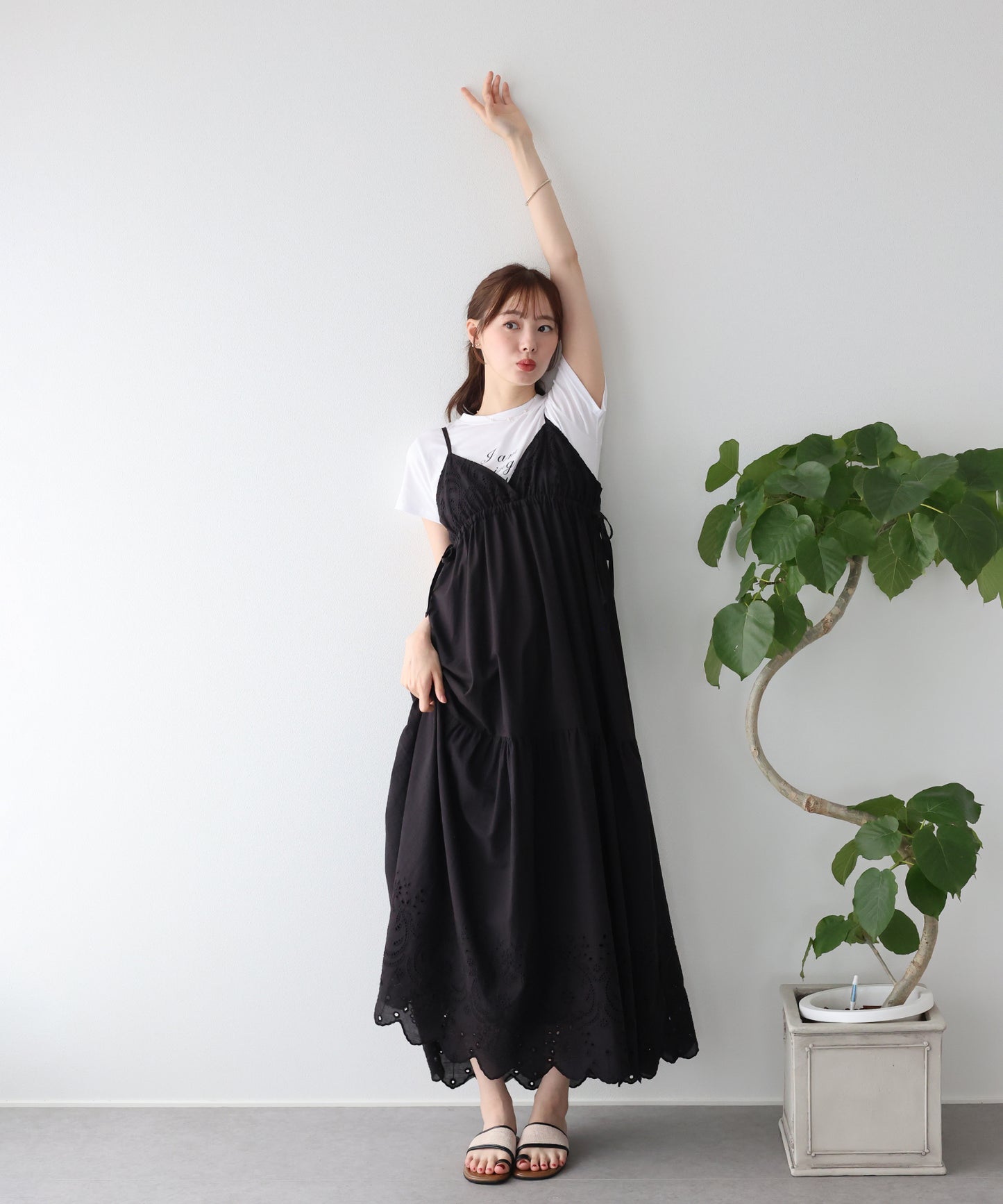 【早割5％OFF】《ショート＆ミディアム選べる着丈》コットンレースサイドリボンキャミワンピース