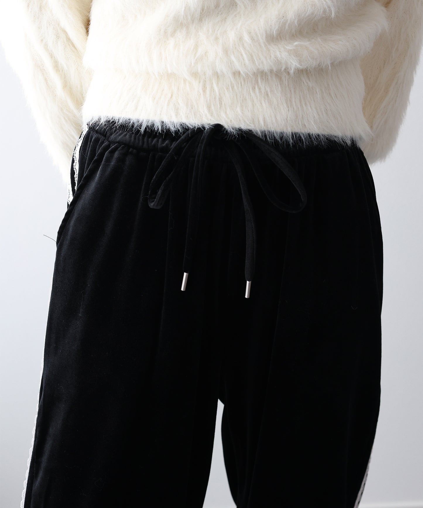 【早割5％OFF】サイドレースベロアパンツ