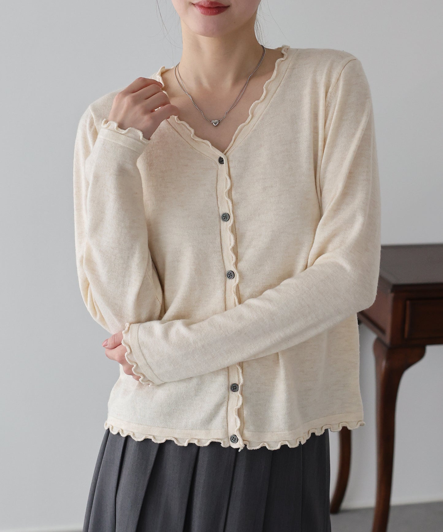 【早割5％OFF】メローフリルカーディガン