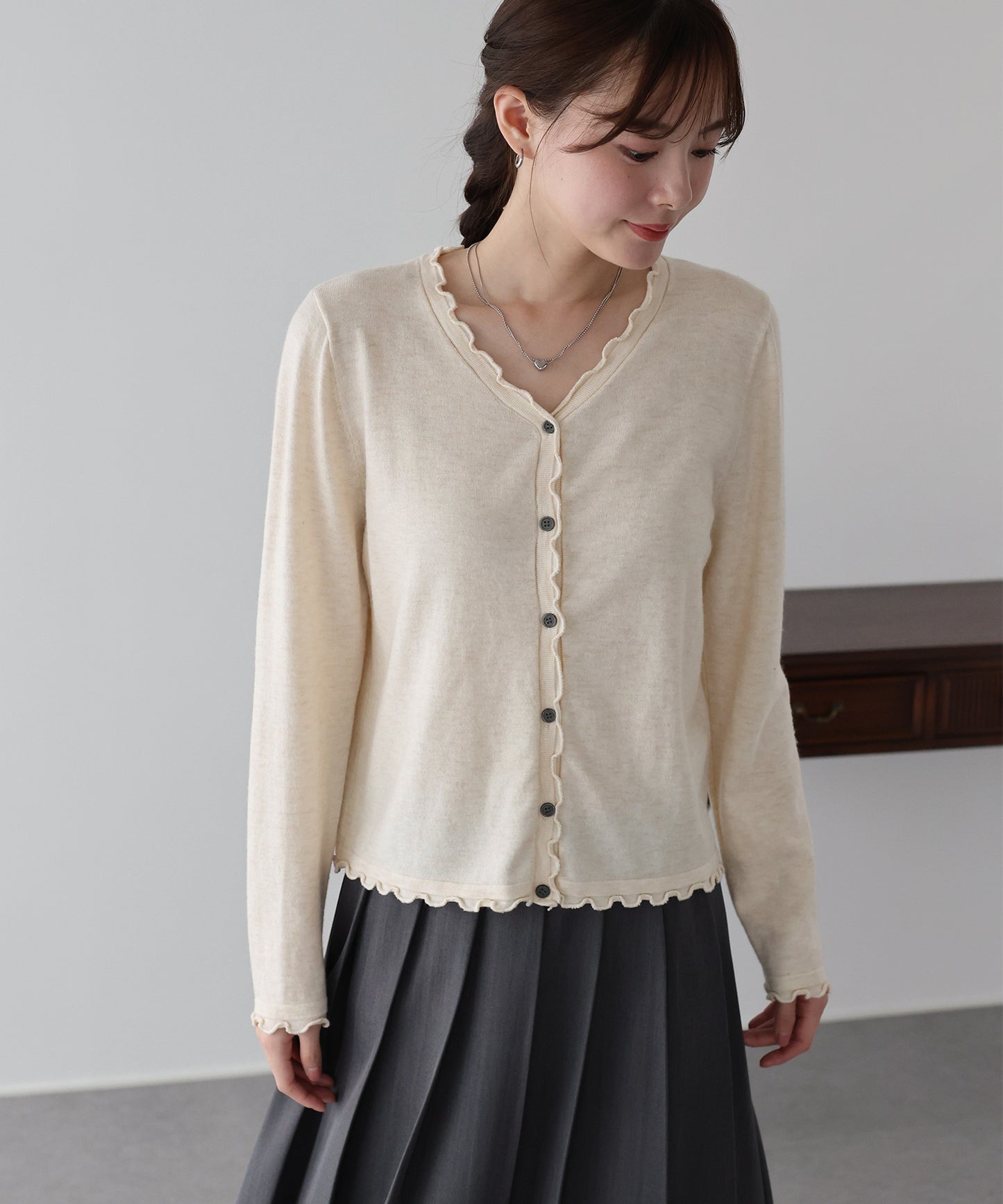 【早割5％OFF】メローフリルカーディガン