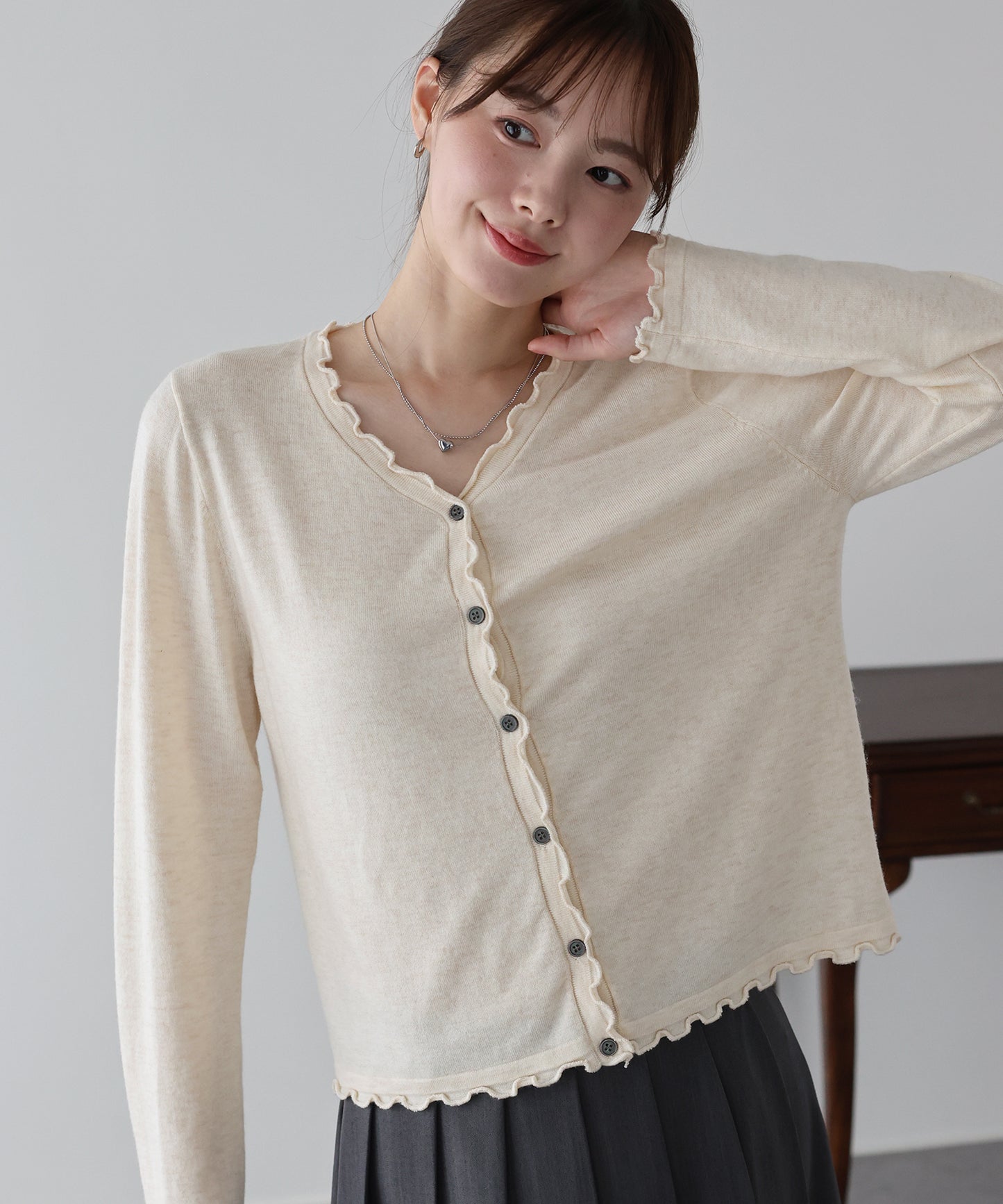 【早割5％OFF】メローフリルカーディガン