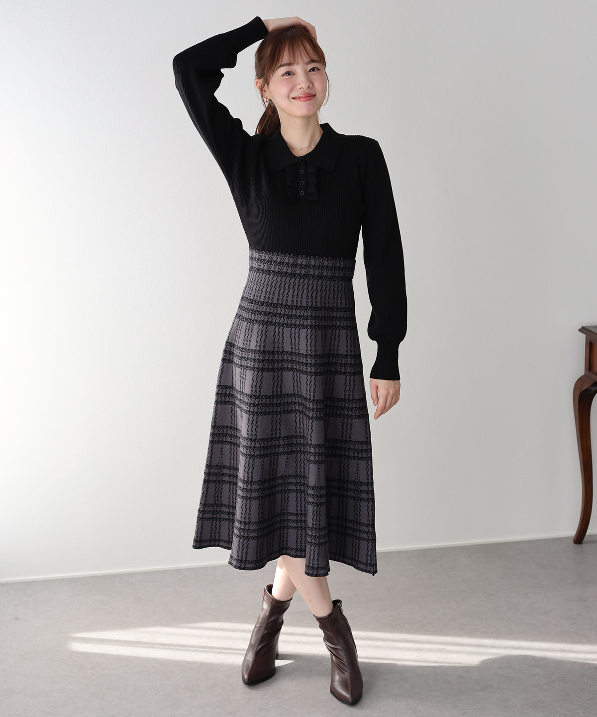 【早割5％OFF】《選べる着丈》ポロカラーフリルニットワンピース