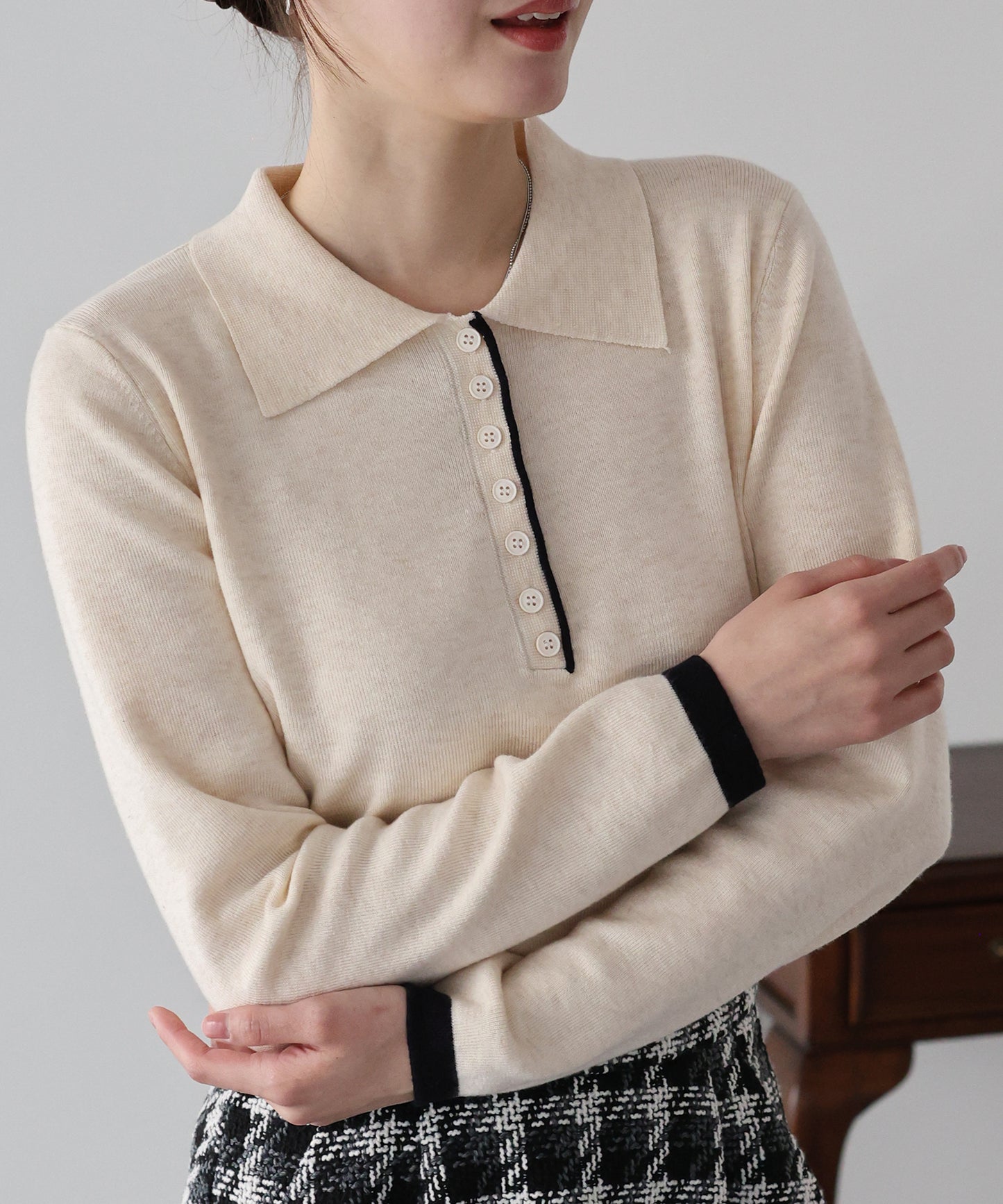 バイカラーポロ襟ニット