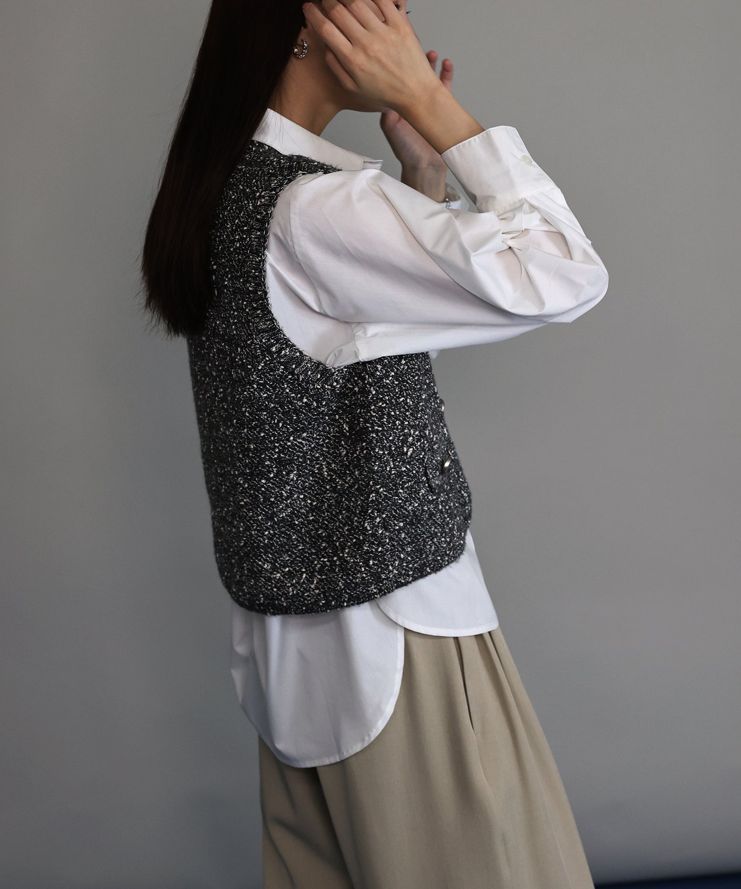 【早割5％OFF】ニュアンスボタンメランジニットベスト[ J by blue ]