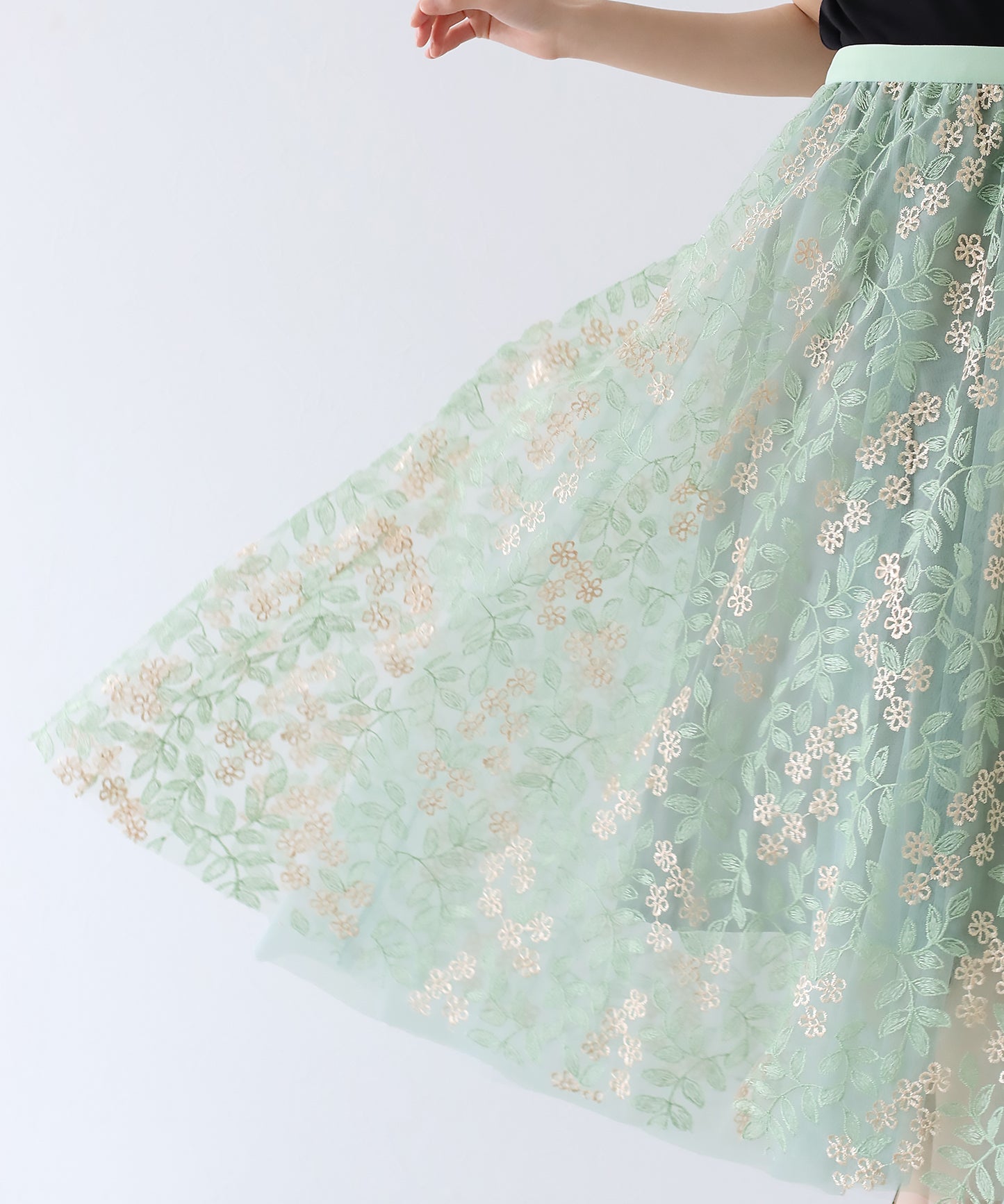 【TIME SALE】花柄刺繍チュールスカート