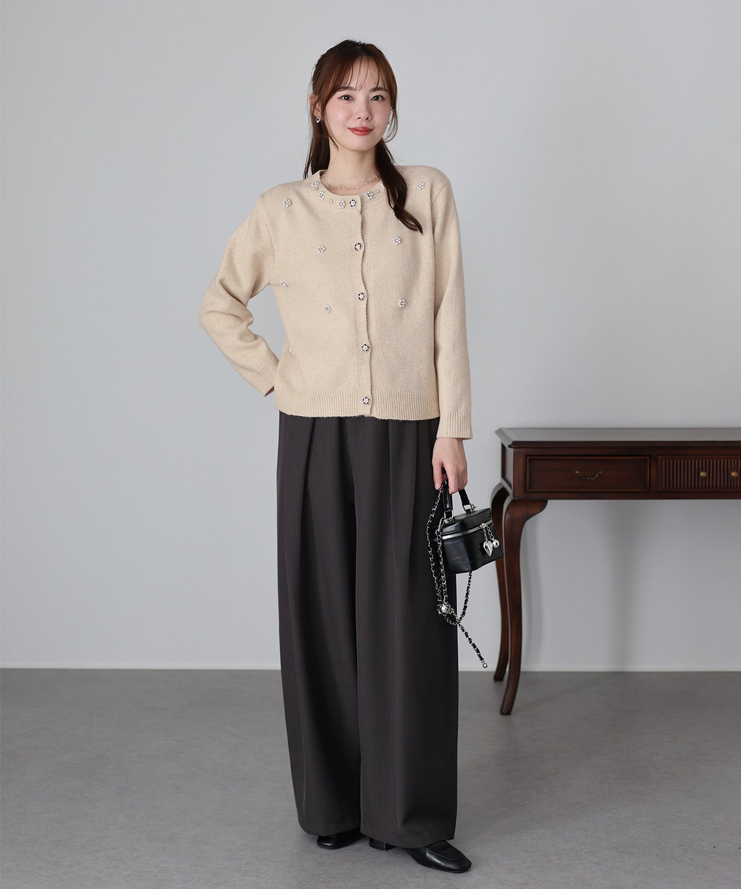 【TIME SALE】フラワービジューカーディガン