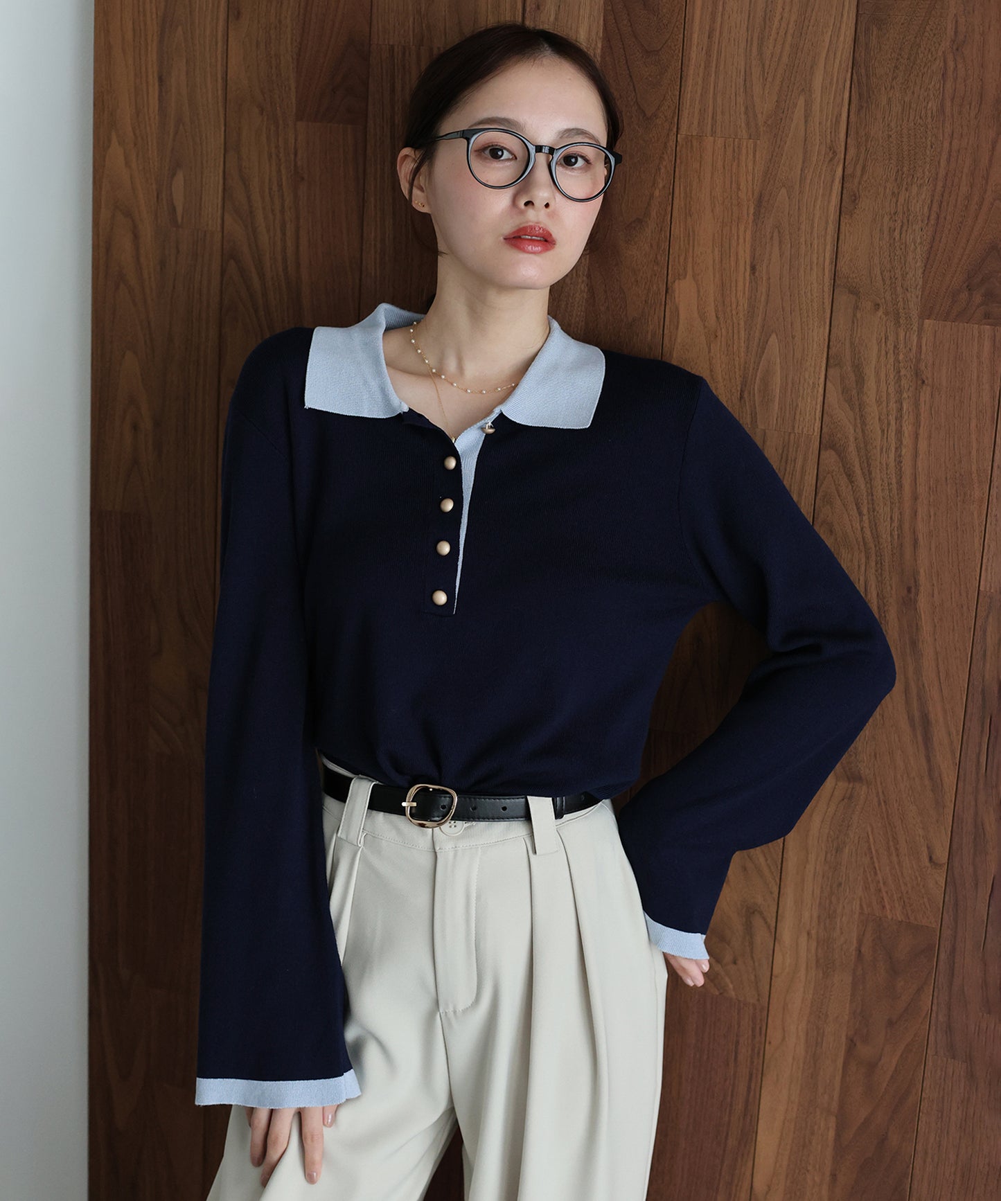 ゴールドボタン配色ポロネックニット