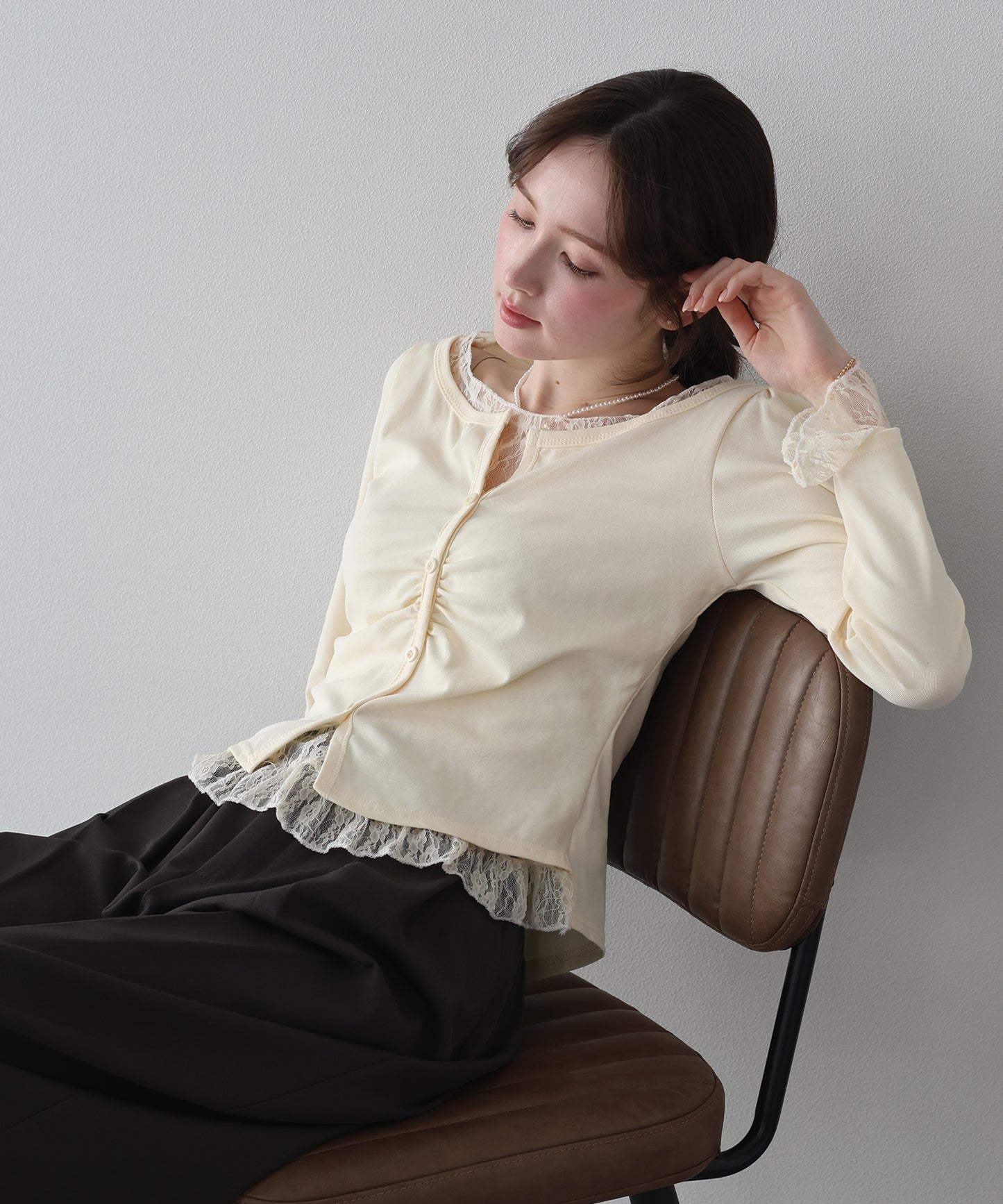 【早割5％OFF】レースレイヤードギャザーTシャツ【ネコポス】