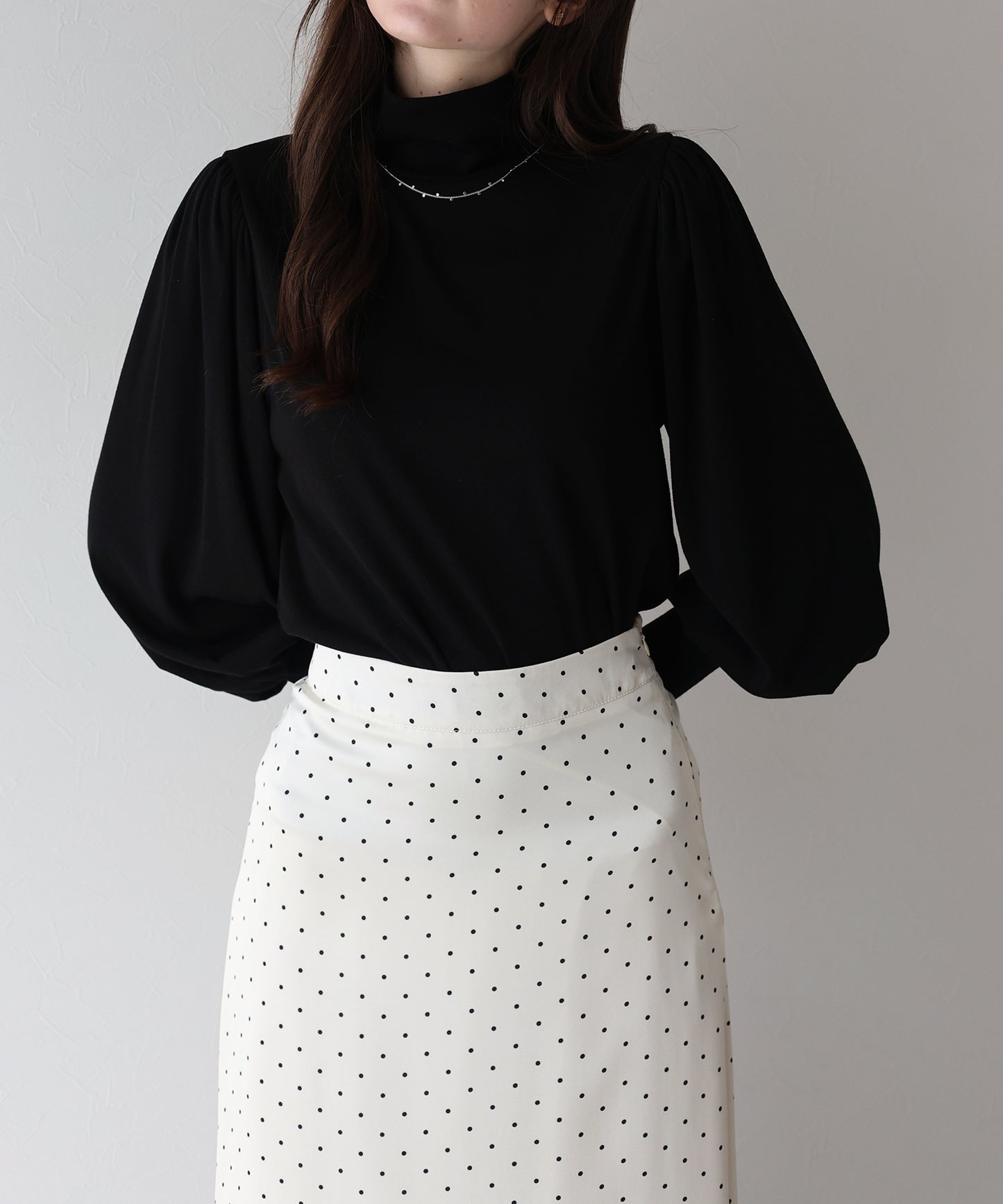 パフスリーブハイネックカットソー【ネコポス】